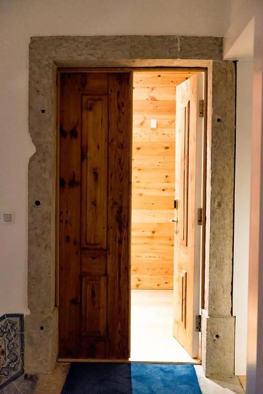 Flora Chiado Apartments