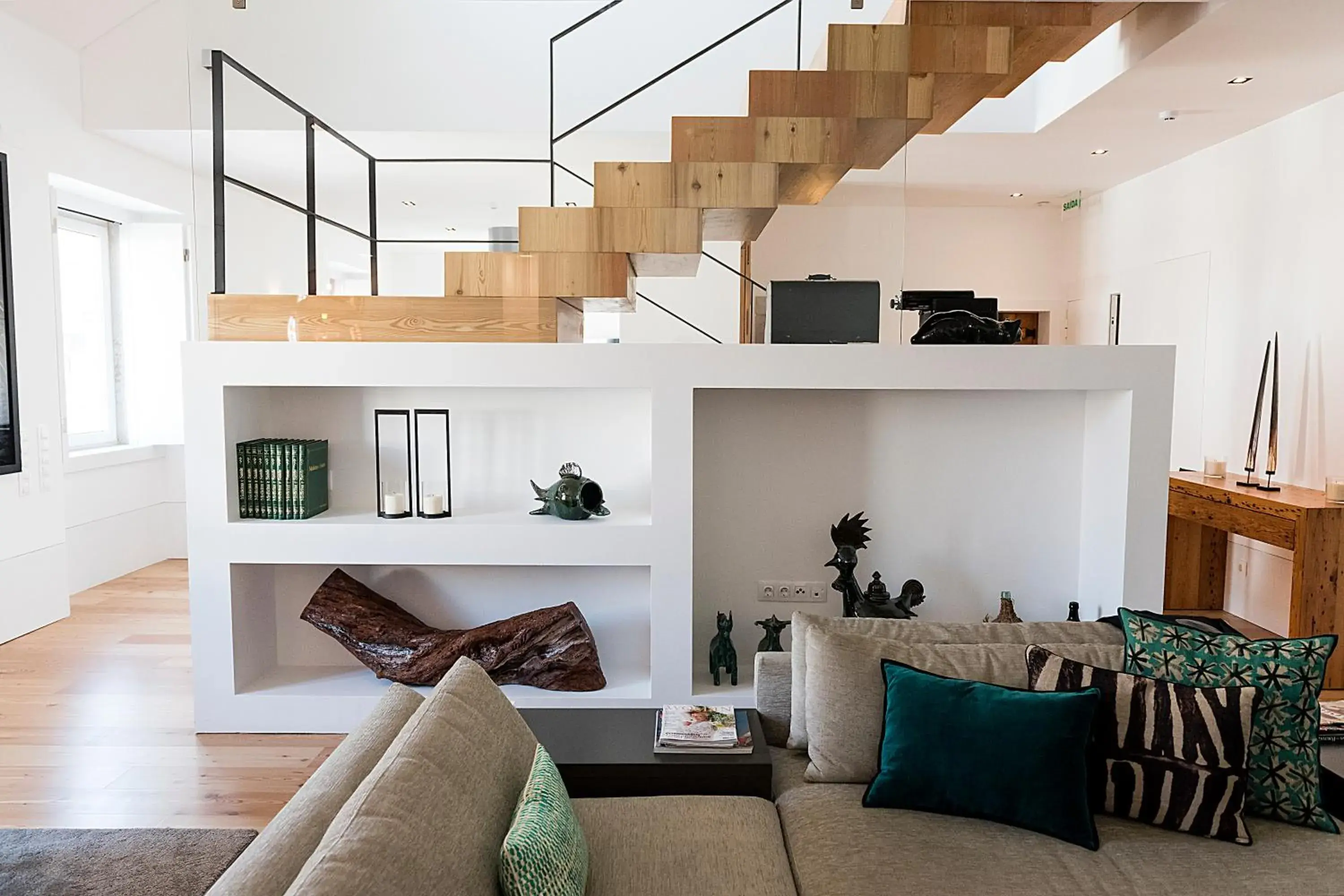 Living room in Flora Chiado Apartments Living room in Flora Chiado Apartments