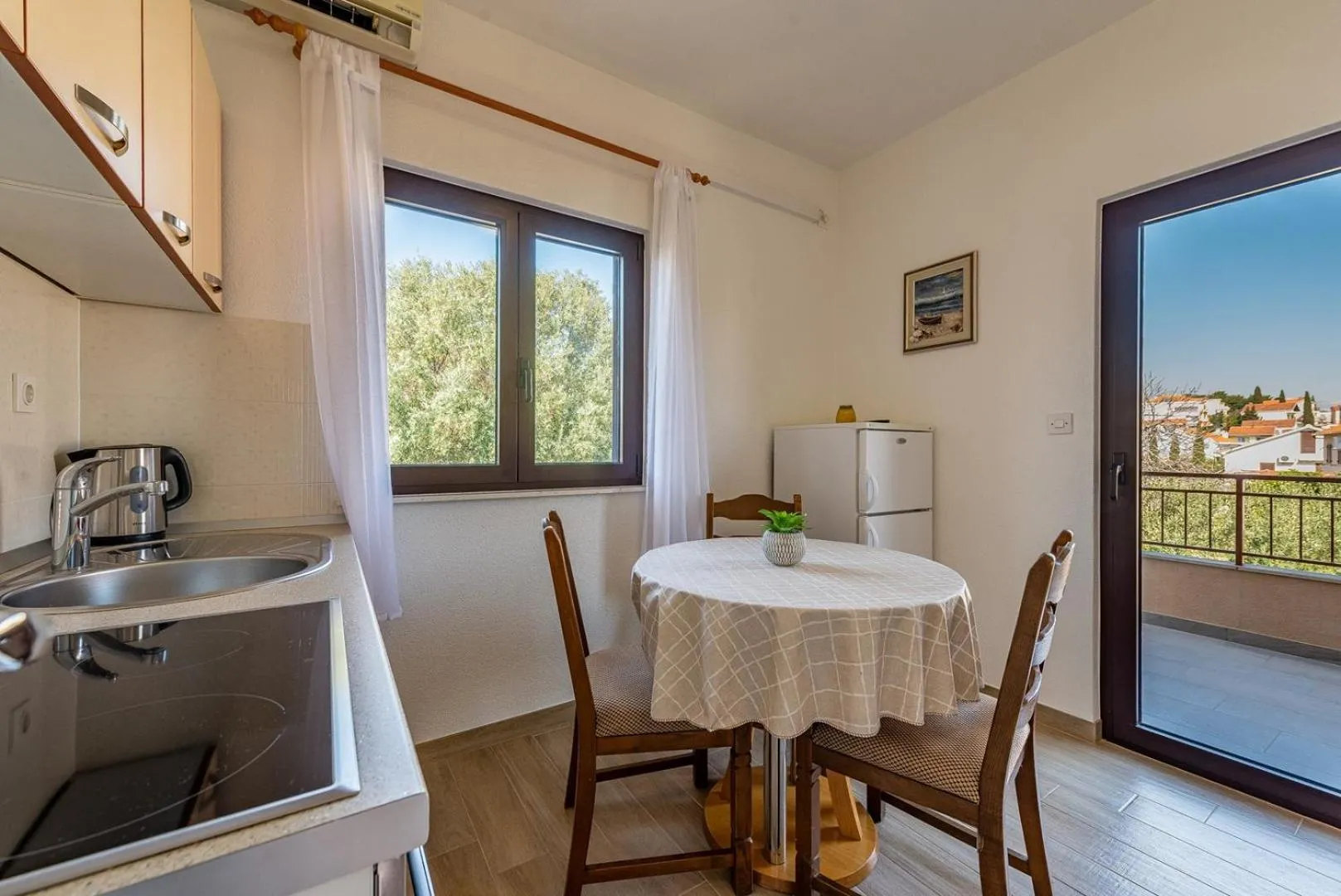 Kitchen or kitchenette in Apartments Protega
