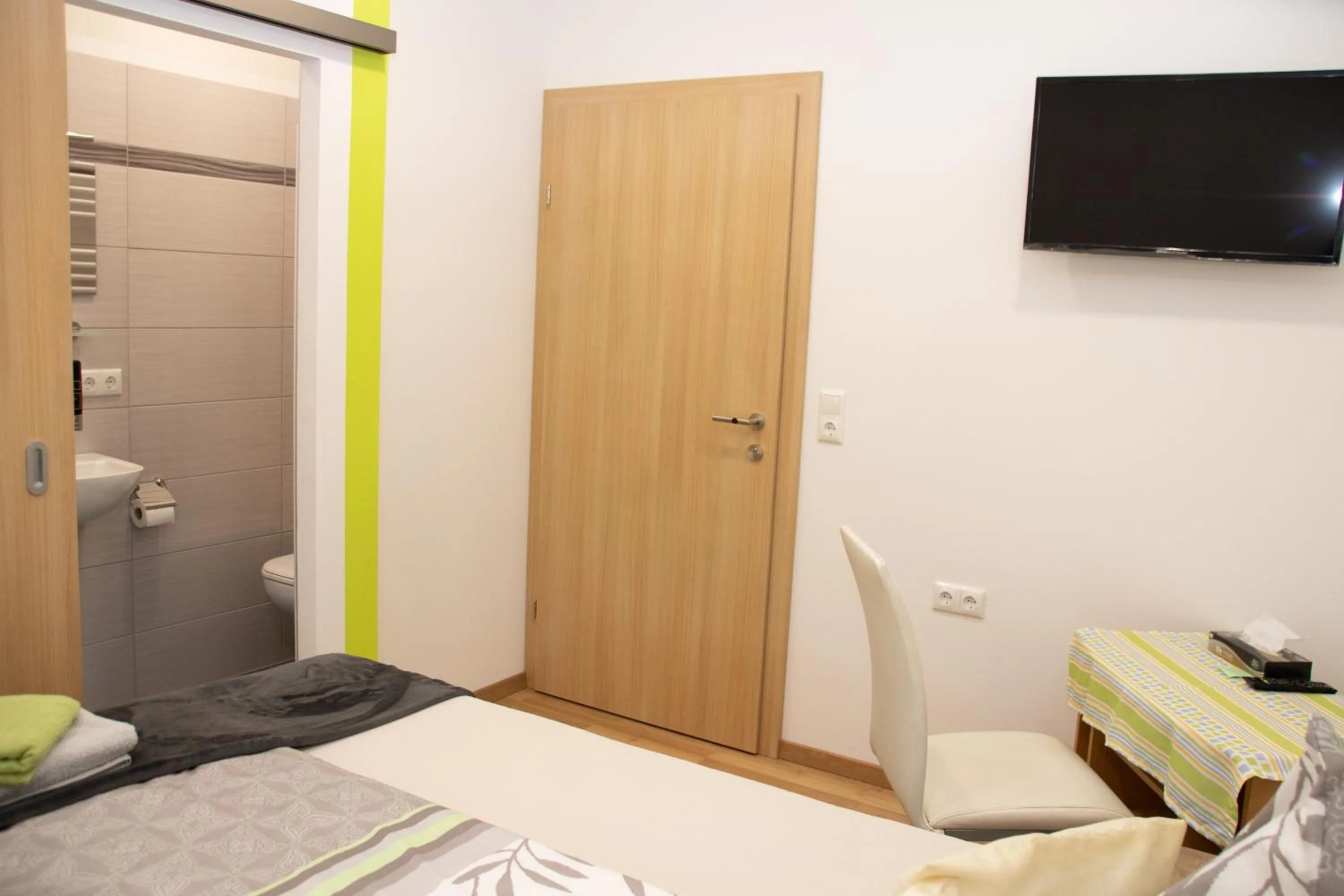 Bed in Die Schlafstube - Bed & Breakfast