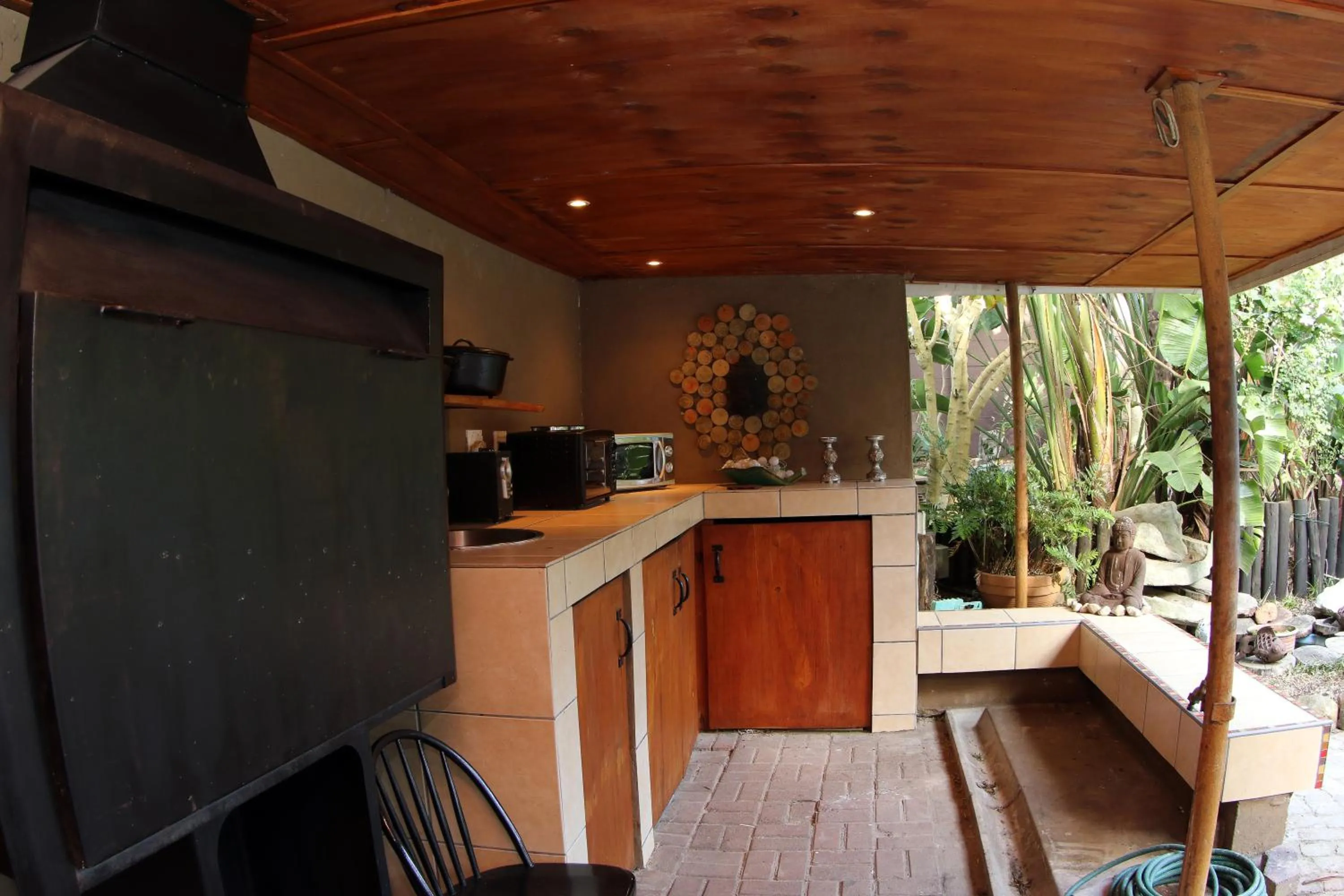 BBQ facilities in The Buddha Garden
