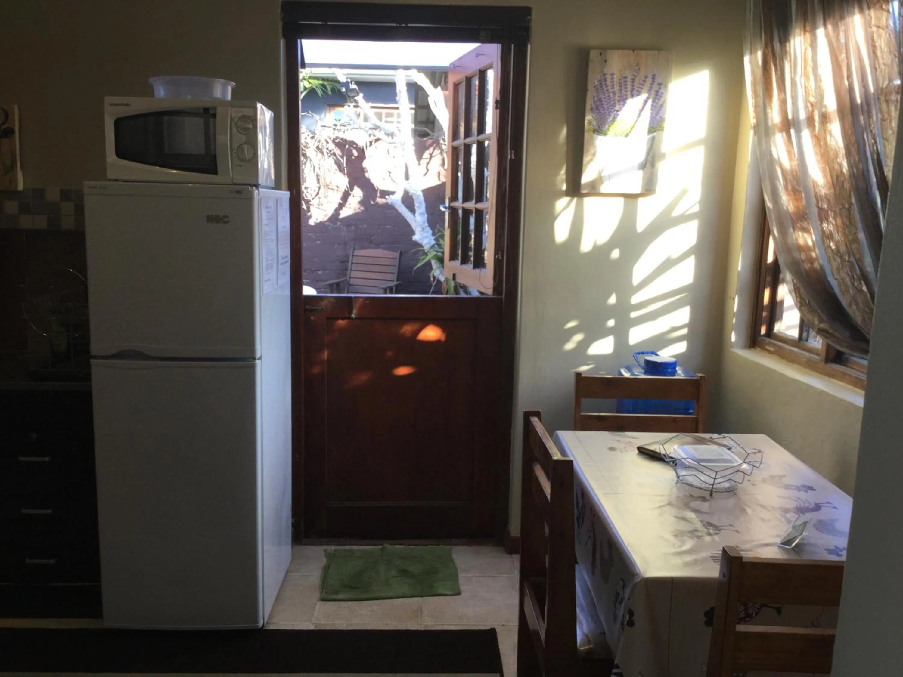 Kitchen or kitchenette in The Buddha Garden