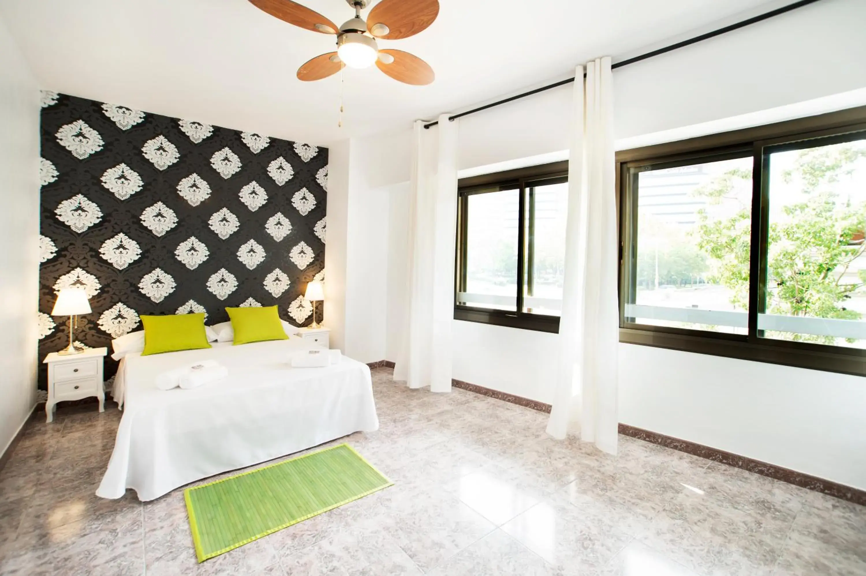 Fira Guest House Fira Guest House