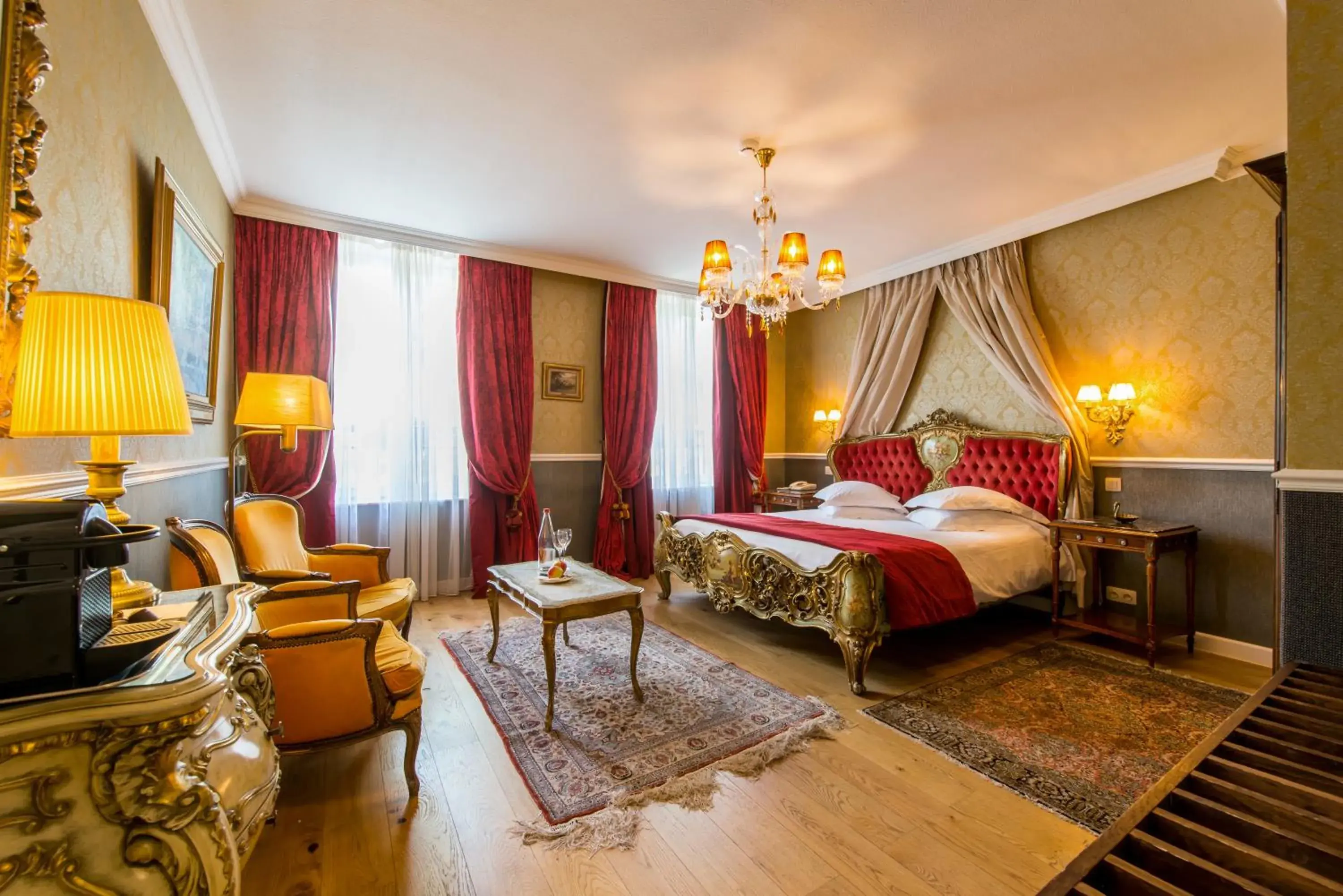 Deluxe Double Room in Boutique Hotel Die Swaene Deluxe Double Room in Boutique Hotel Die Swaene