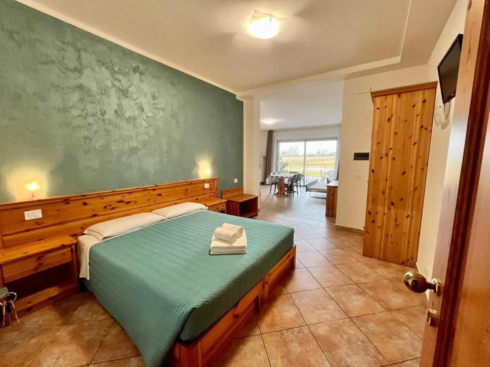 Family Room with Balcony in Camere da Mirella Family Room with Balcony in Camere da Mirella