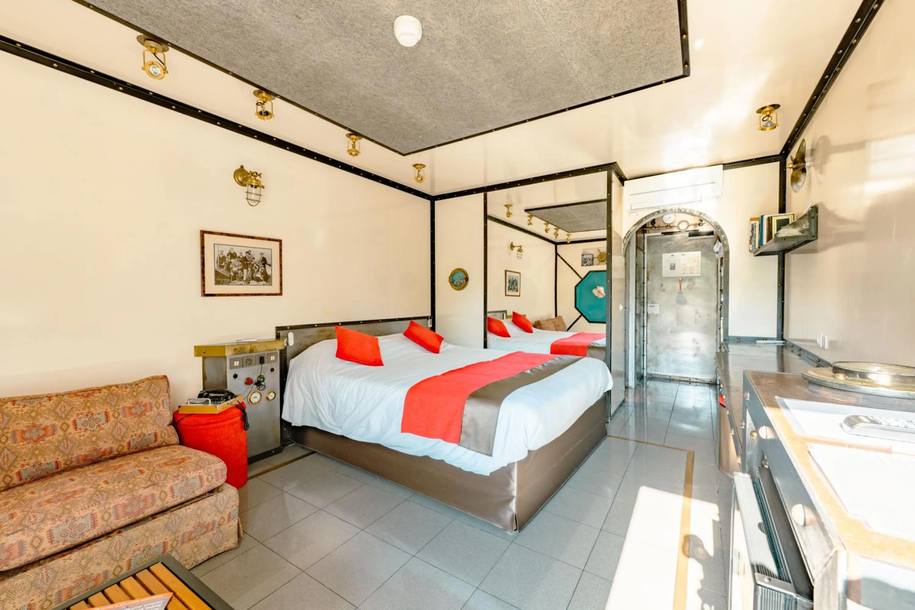 Bed in Relais du Bois Saint Georges - Hôtel de Charme