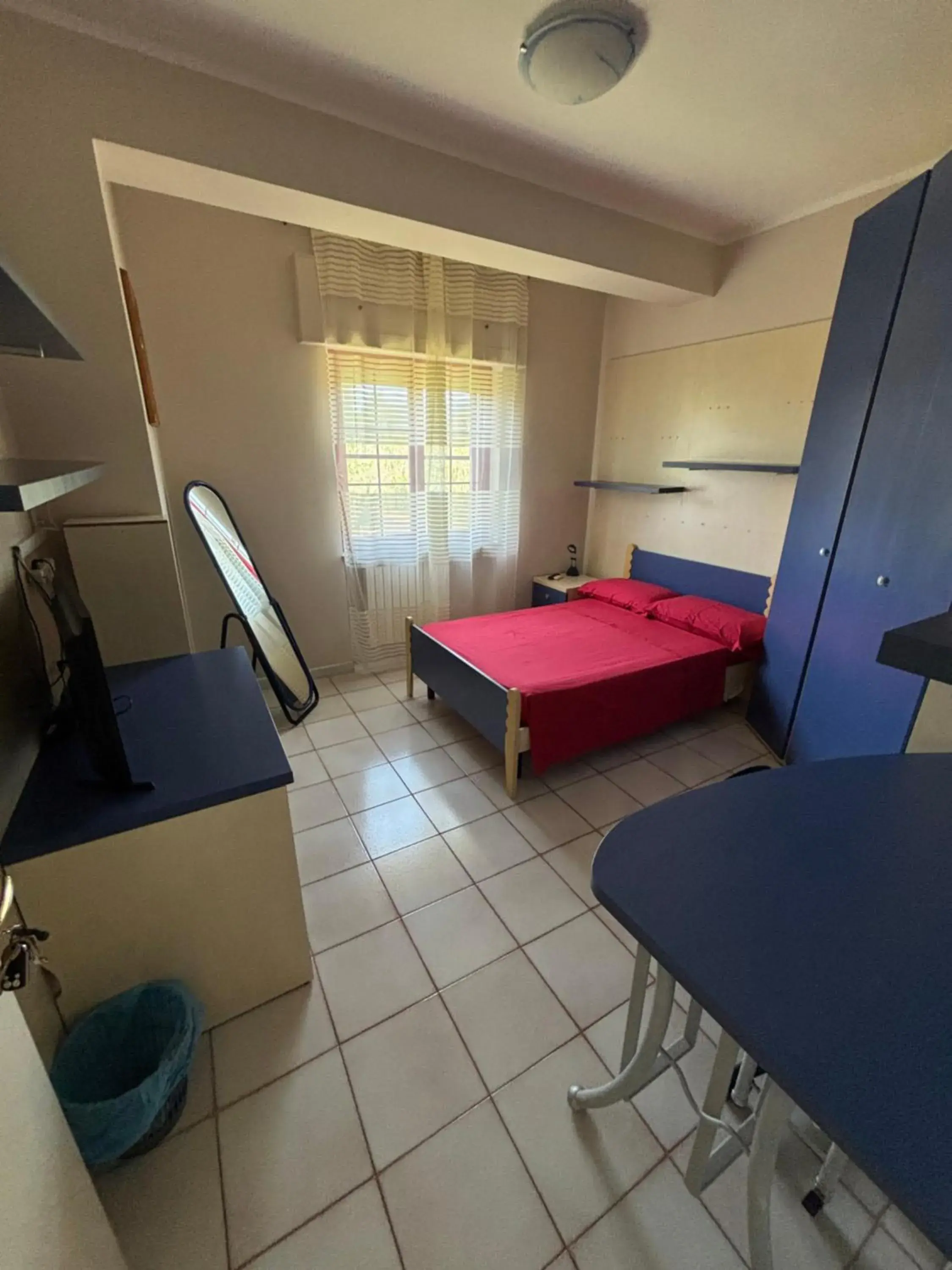 Single Room with Private External Bathroom - single occupancy in B&B Villa dei Fiori Single Room with Private External Bathroom - single occupancy in B&B Villa dei Fiori