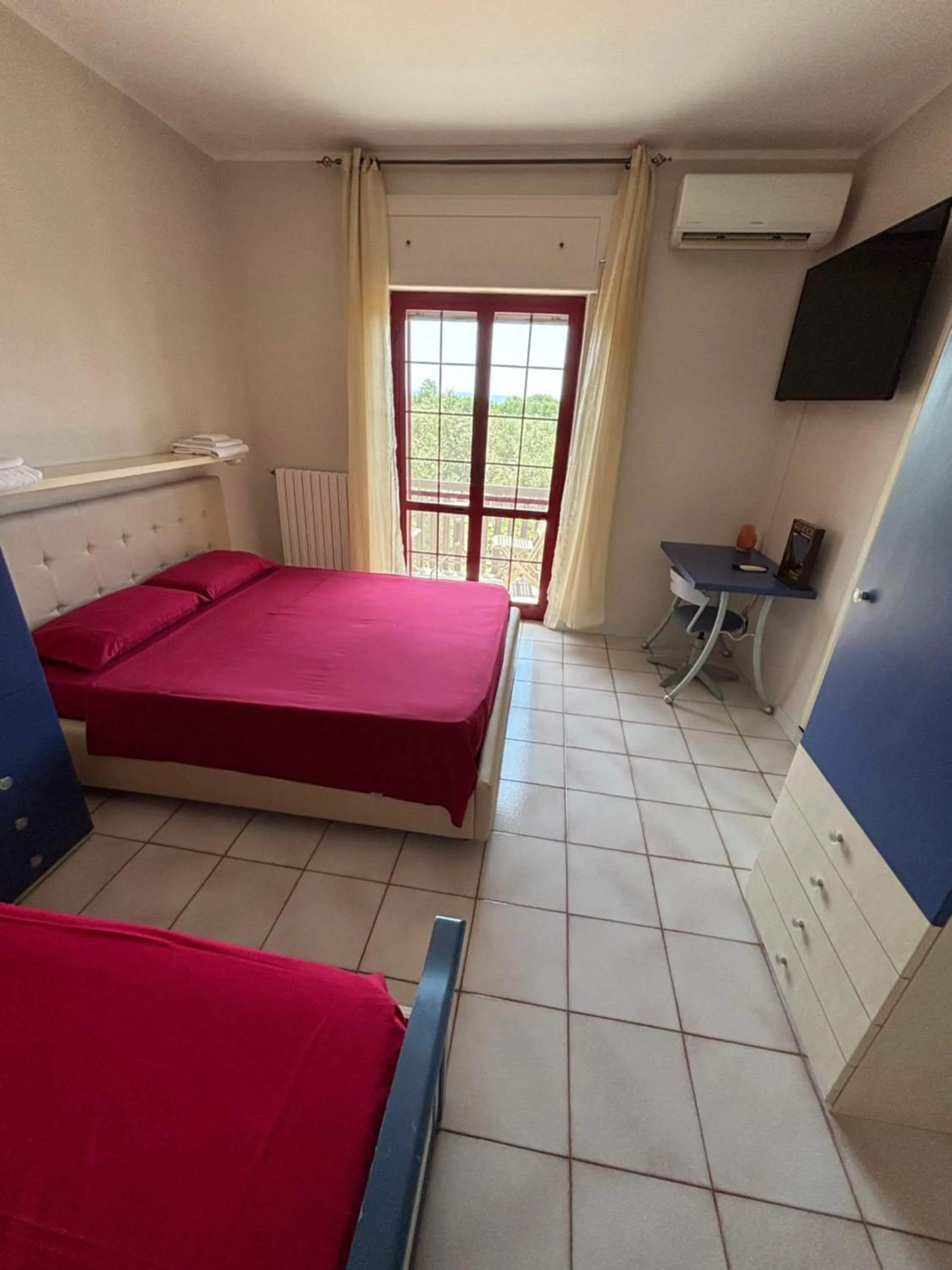 Bed in B&B Villa dei Fiori