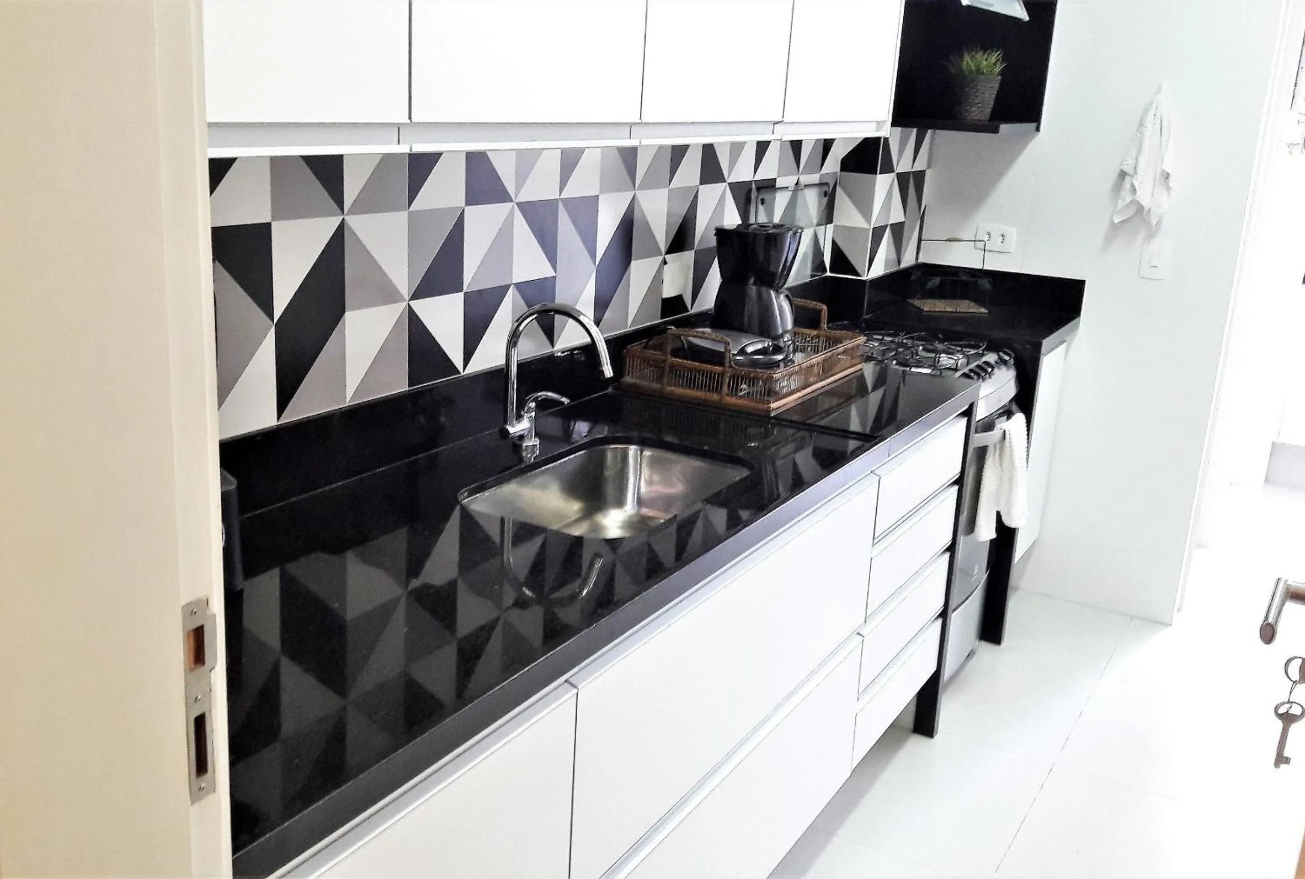 Kitchen or kitchenette in RIO DE JANEIRO - LEBLON BEACH