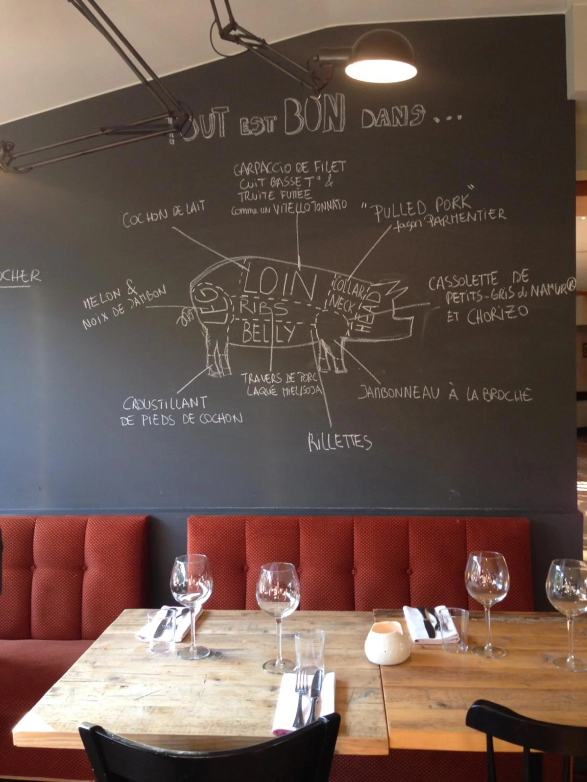 Restaurant/places to eat in Hôtel Val de Poix- Logis Hôtel Restaurant