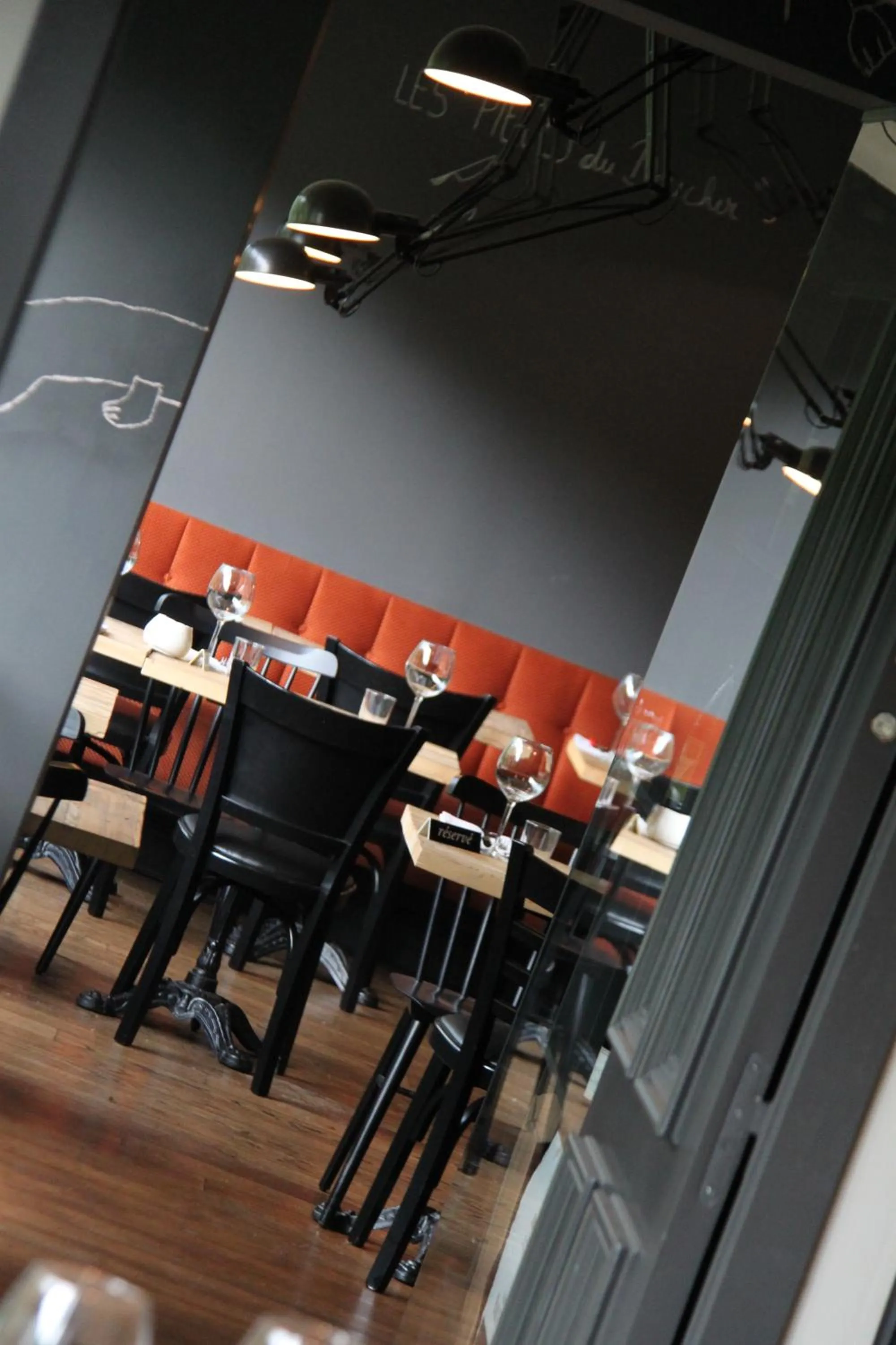 Restaurant/places to eat in Hôtel Val de Poix- Logis Hôtel Restaurant