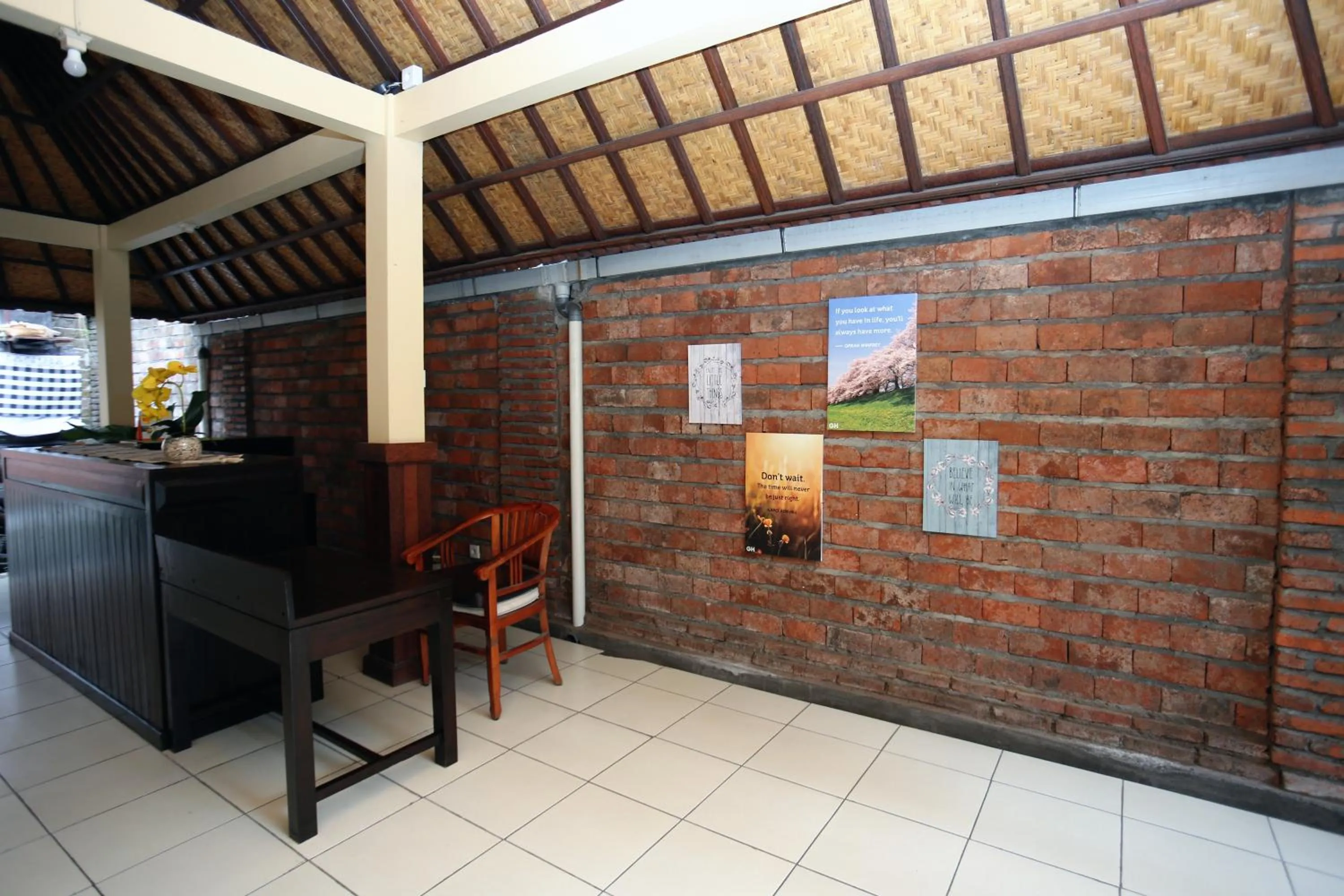 Property building in Cameng Homestay