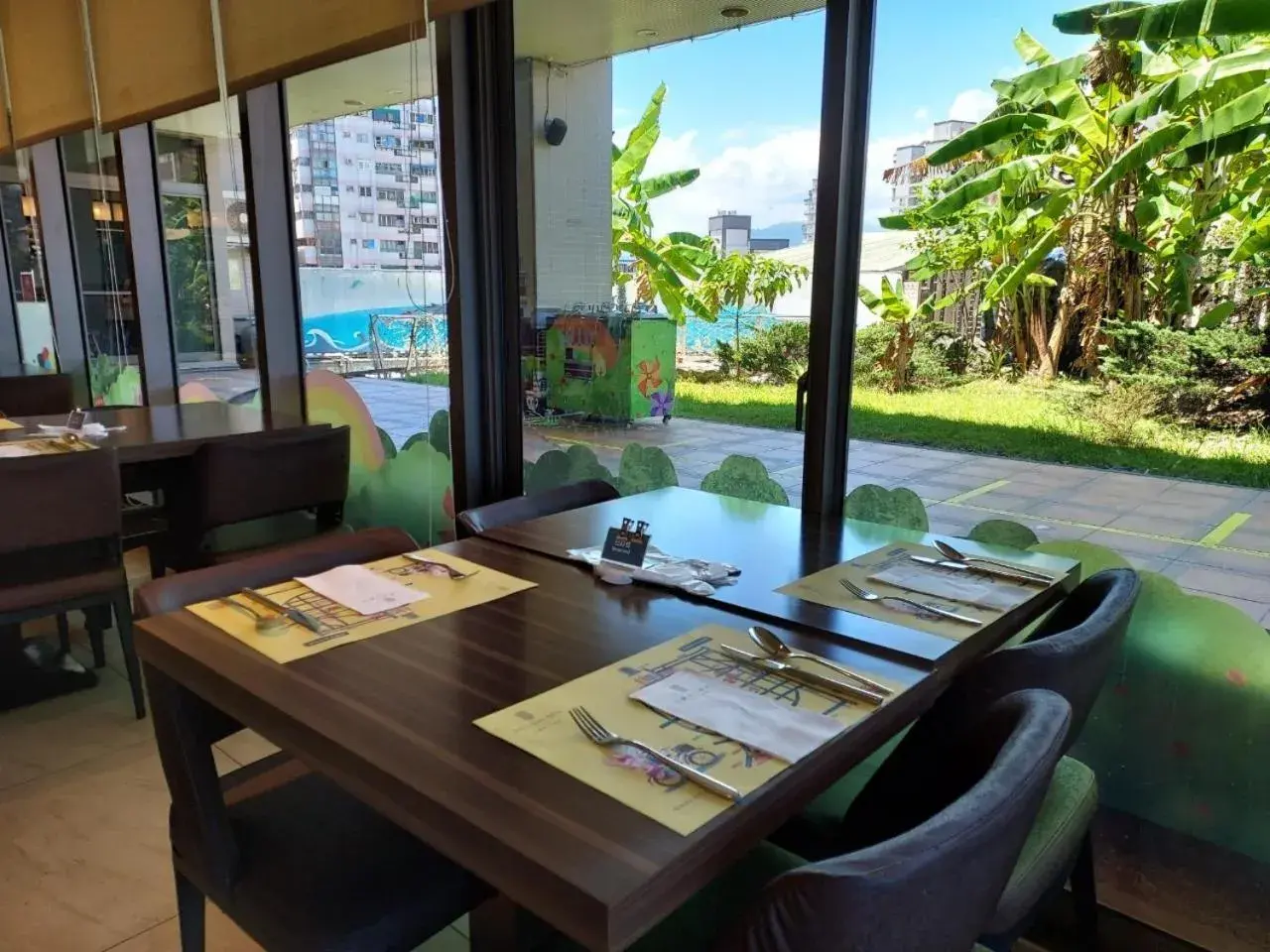 Restaurant/places to eat in Walden Hotel Restaurant/places to eat in Walden Hotel