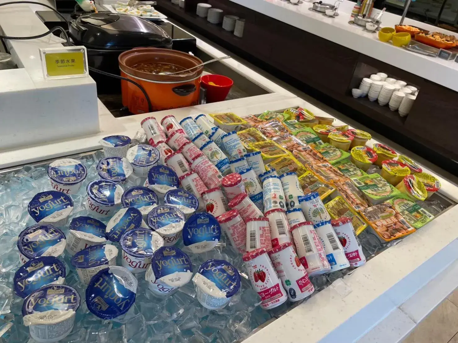 Breakfast in Walden Hotel Breakfast in Walden Hotel