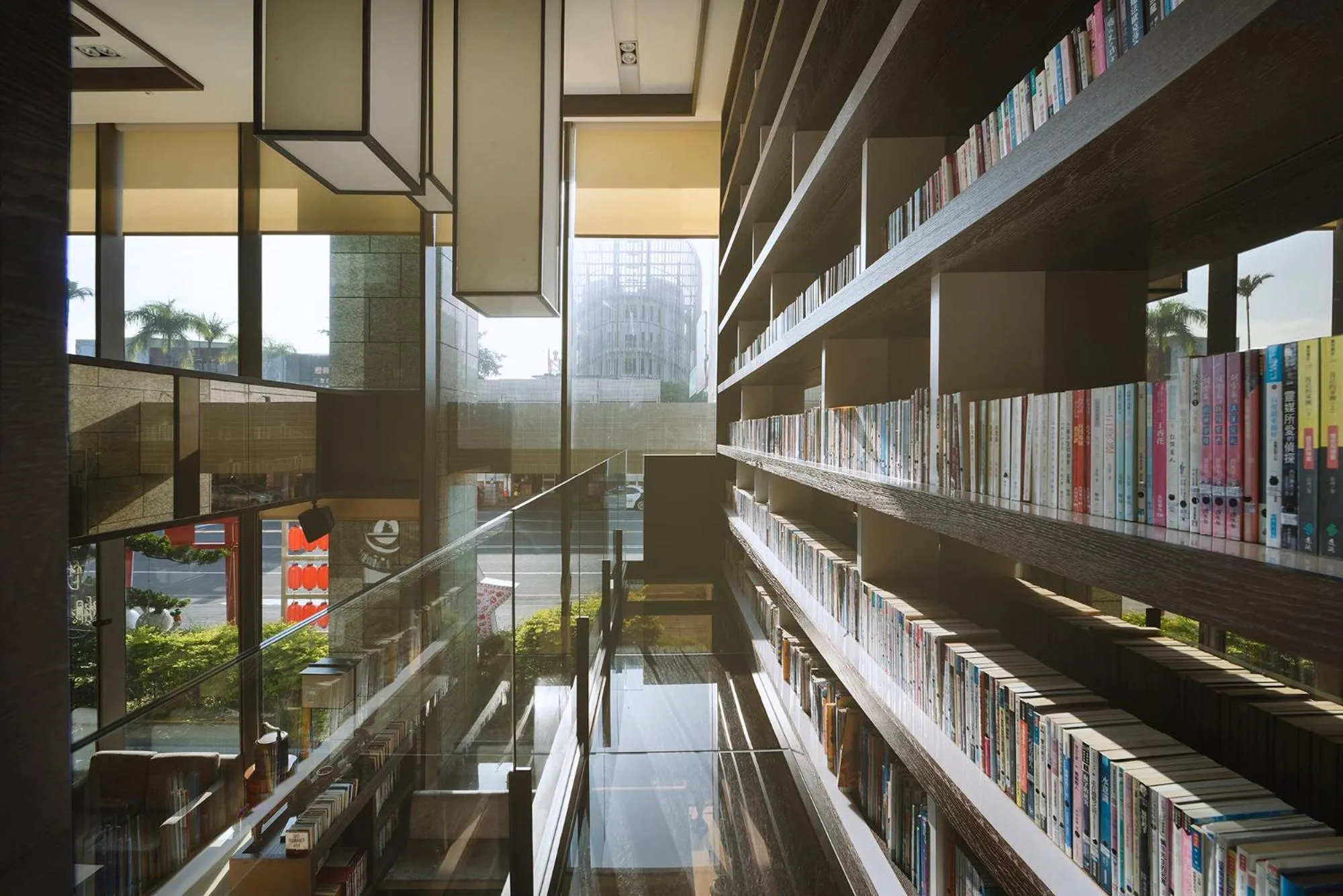 Coffee/tea facilities in Walden Hotel