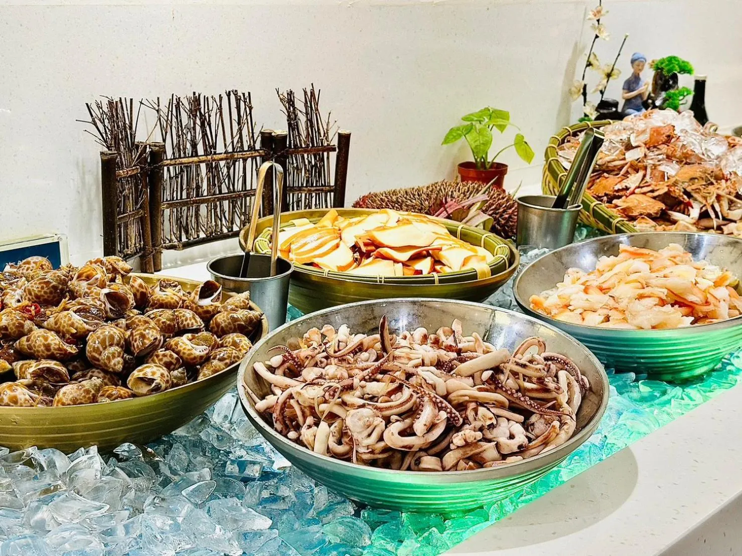 Lunch in Walden Hotel