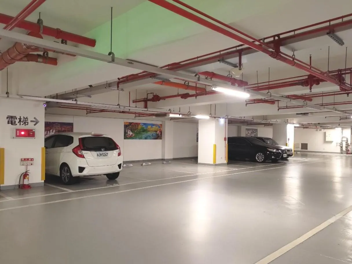 Parking in Walden Hotel