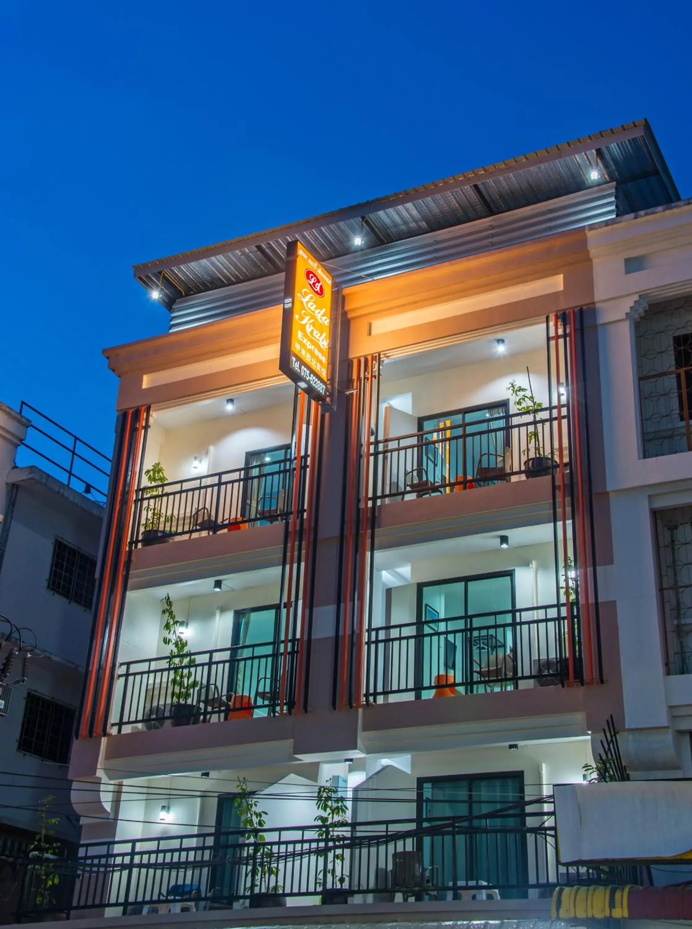 Property building in Lada Krabi Express Property building in Lada Krabi Express