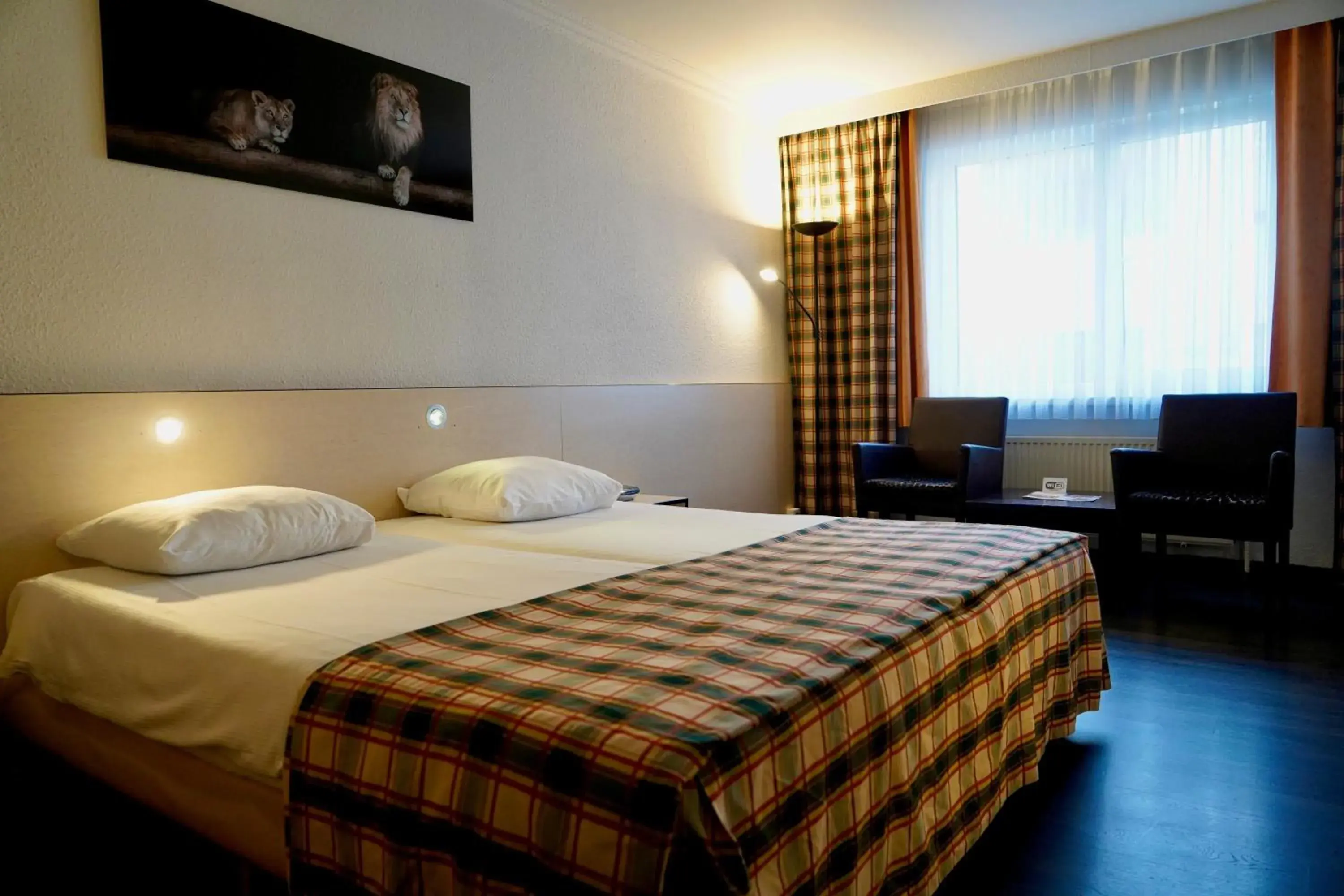 Twin Room in Hotel Prins Boudewijn Twin Room in Hotel Prins Boudewijn