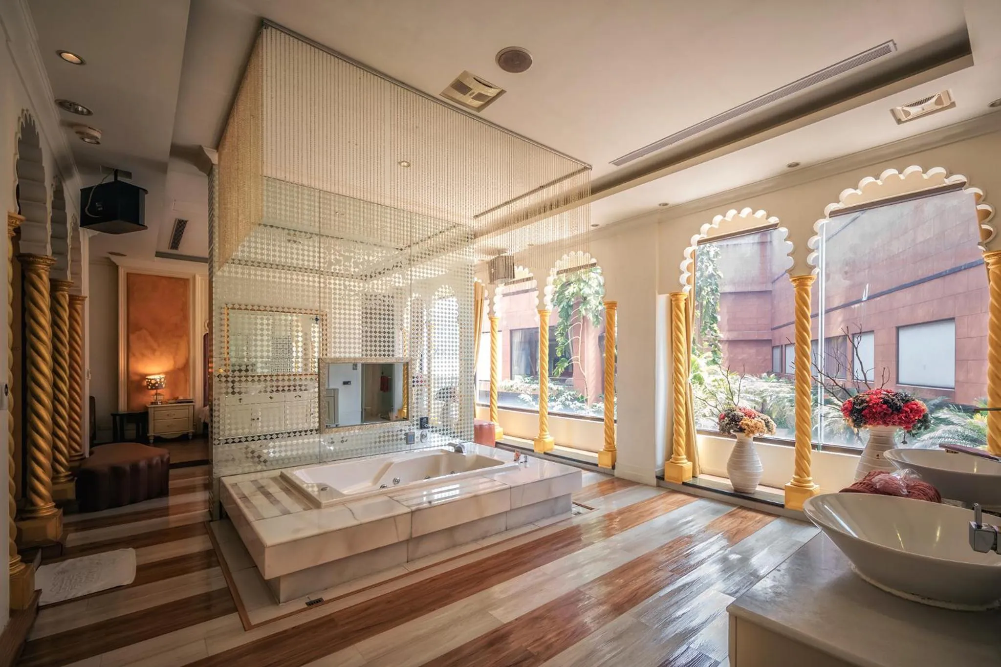 Bath, Bed in Bali Motel - Zhongli