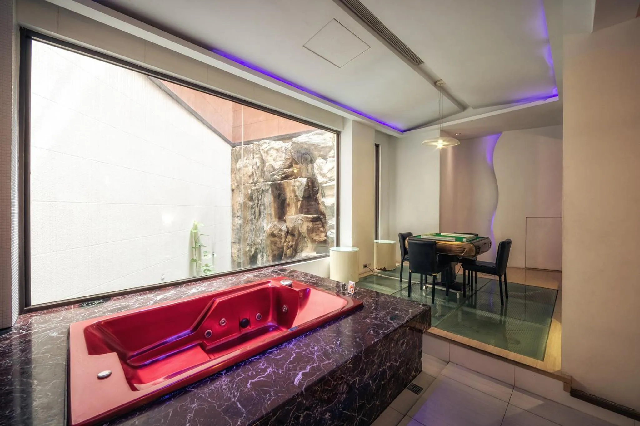 Seating area in Bali Motel - Zhongli