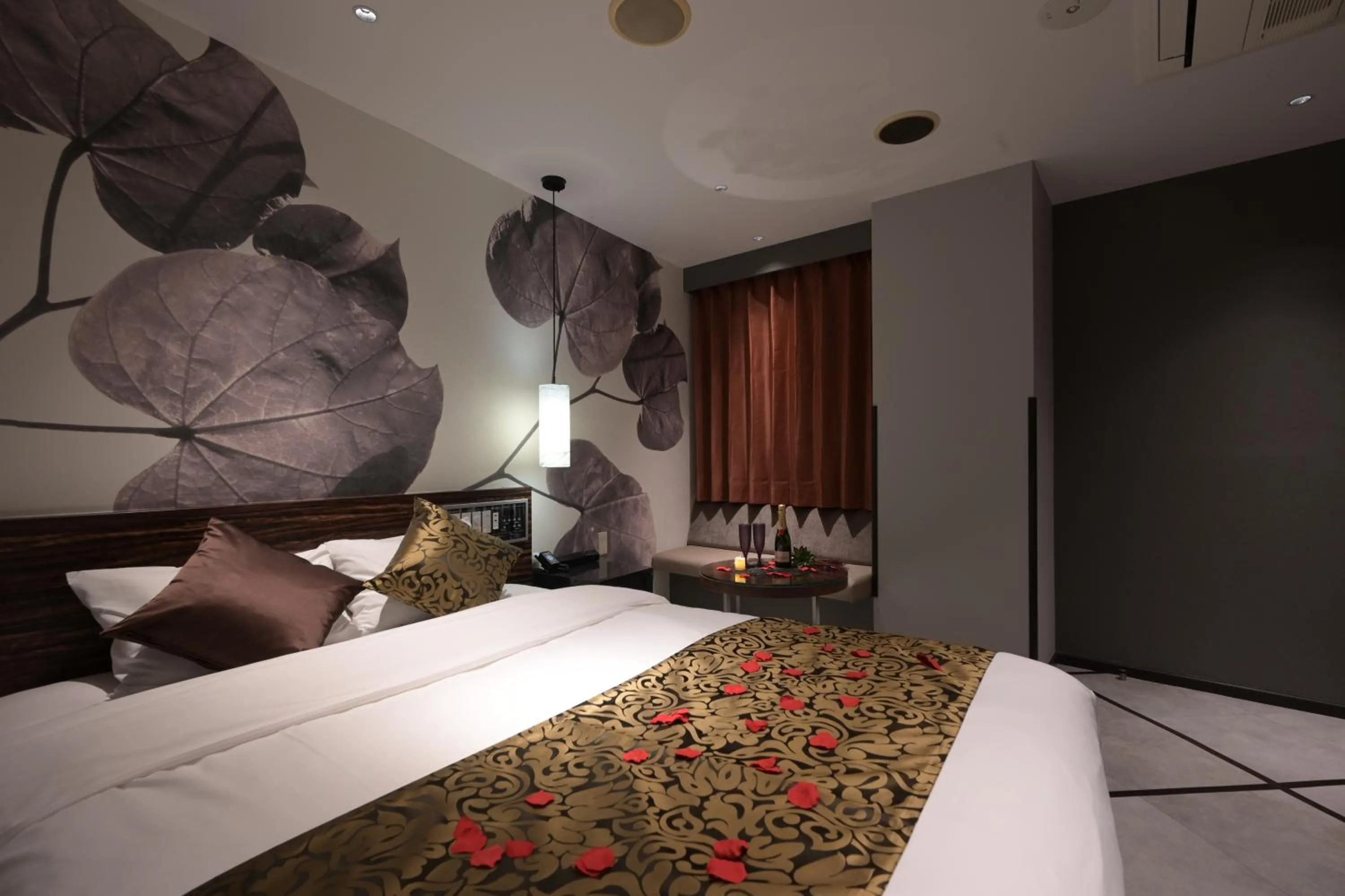 Photo of the whole room, Bed in BAMBOO GARDEN Shinyokohama only Adult