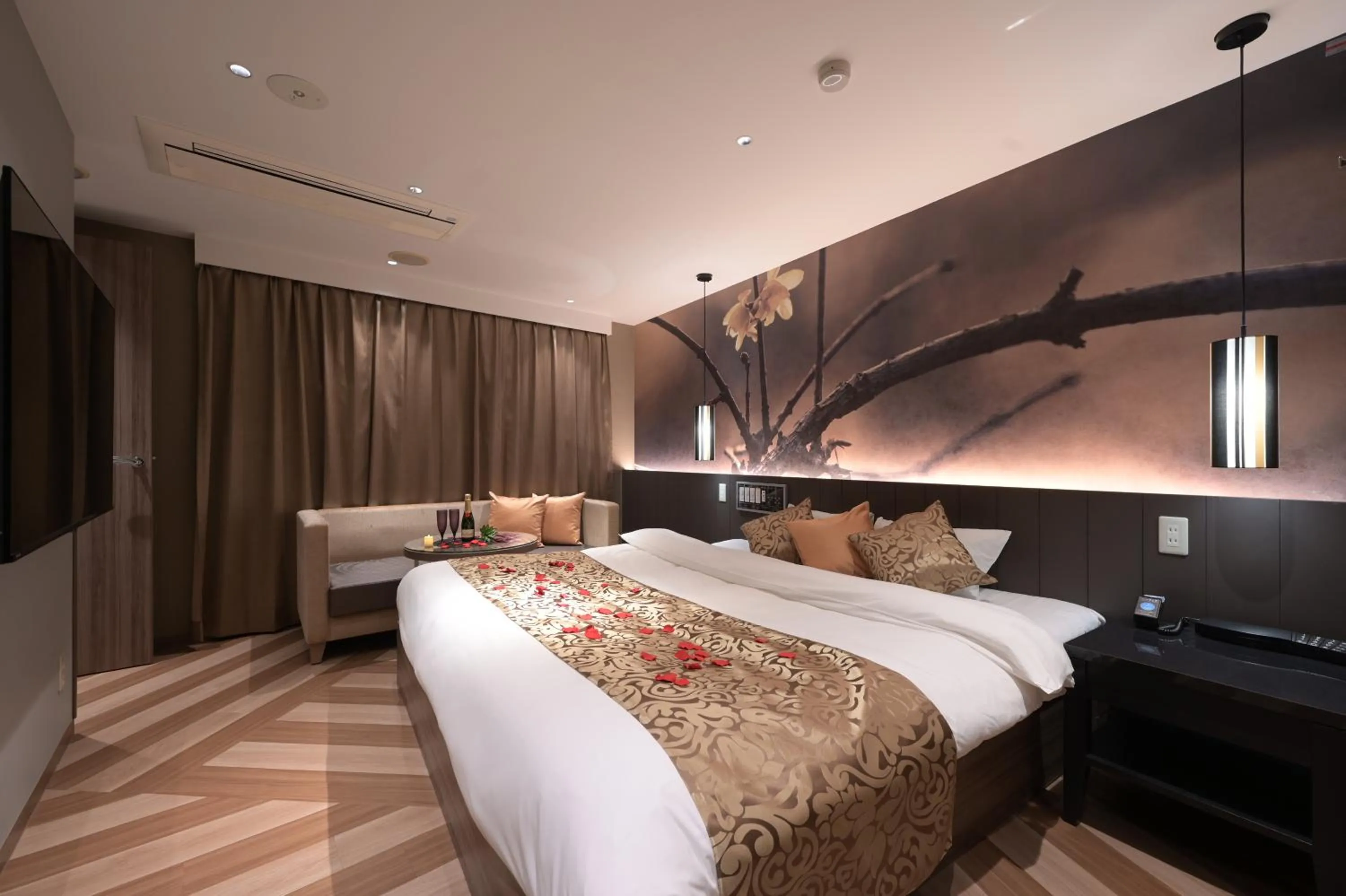 Photo of the whole room, Bed in BAMBOO GARDEN Shinyokohama only Adult