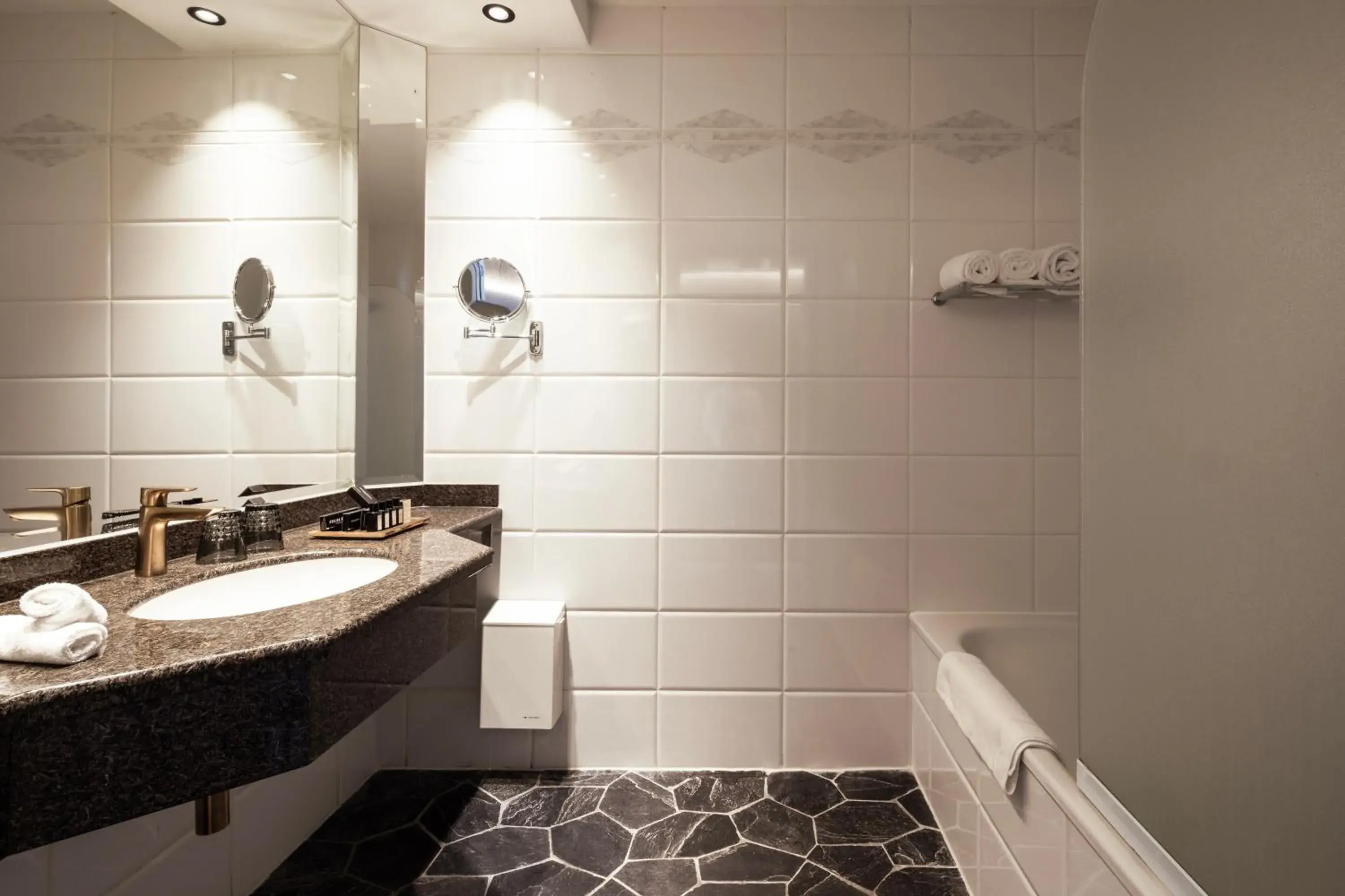 Family Room with Sea View - Pet Free Room in Hotel Beach Palace by CW Hotel Collection Family Room with Sea View - Pet Free Room in Hotel Beach Palace by CW Hotel Collection