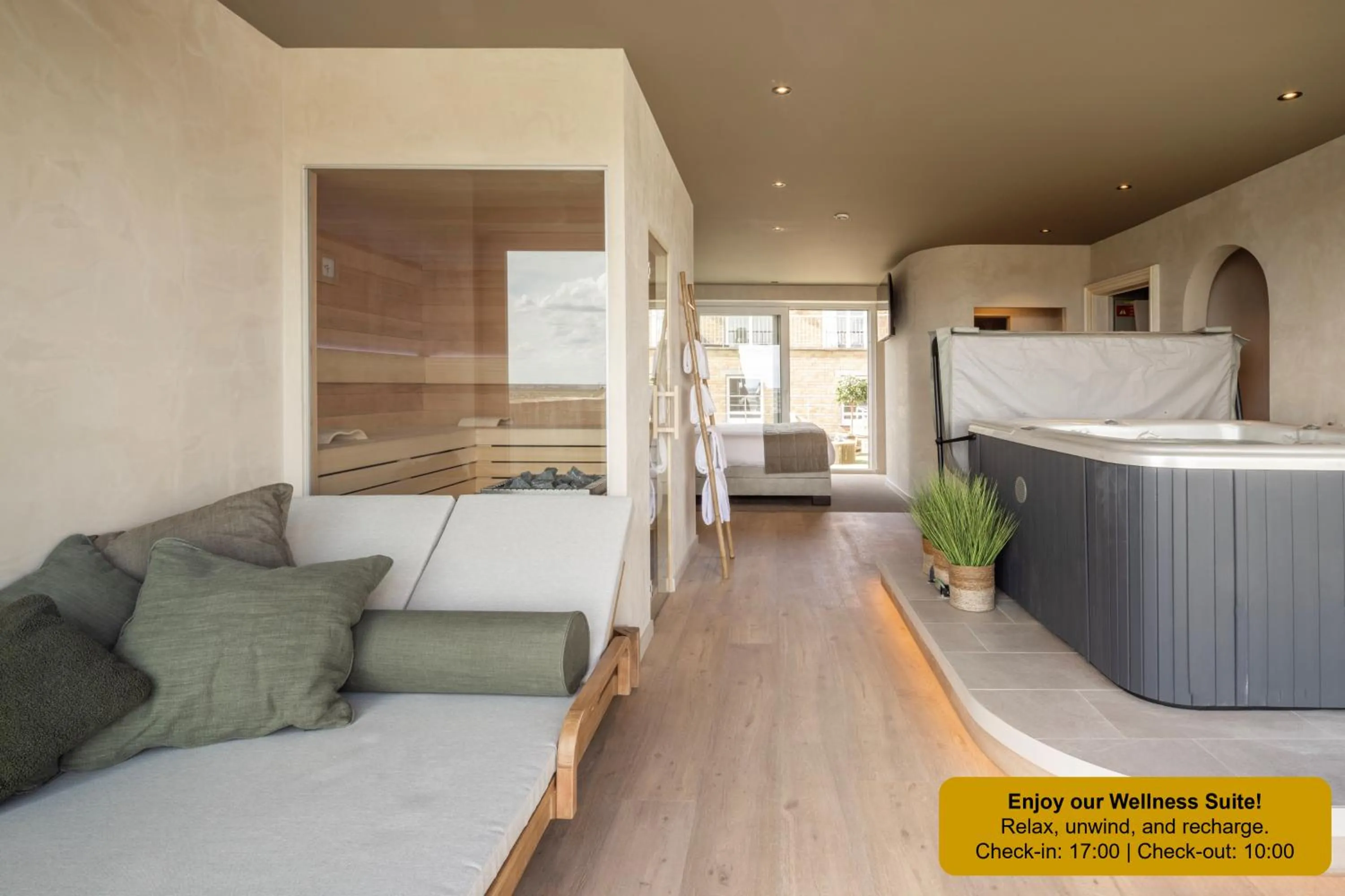 Bedroom, Bed in Hotel Beach Palace by CW Hotel Collection