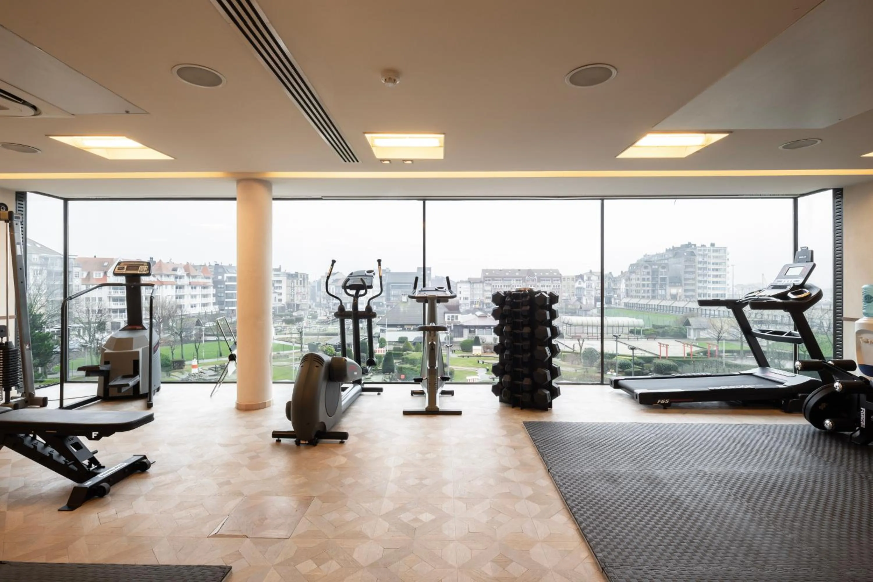 Fitness centre/facilities in Hotel Beach Palace by CW Hotel Collection