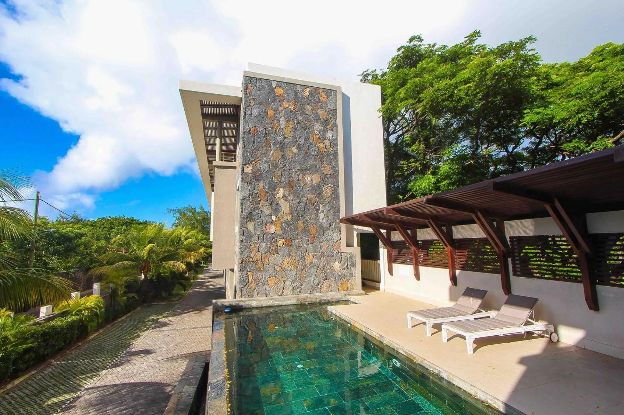 Pool view in Nitzana Residences & Restaurant