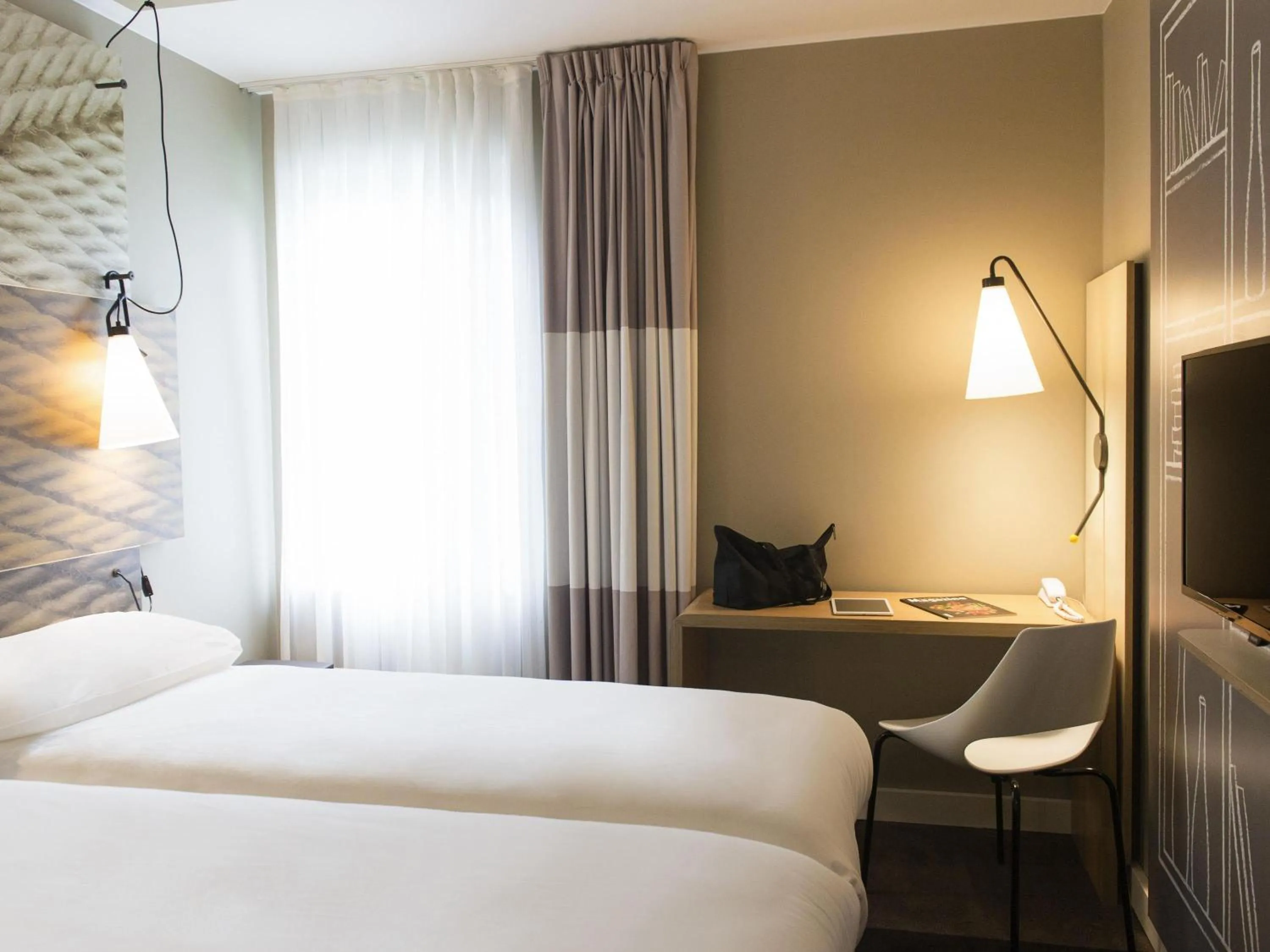 Bedroom, Bed in Ibis Wavre Brussels East