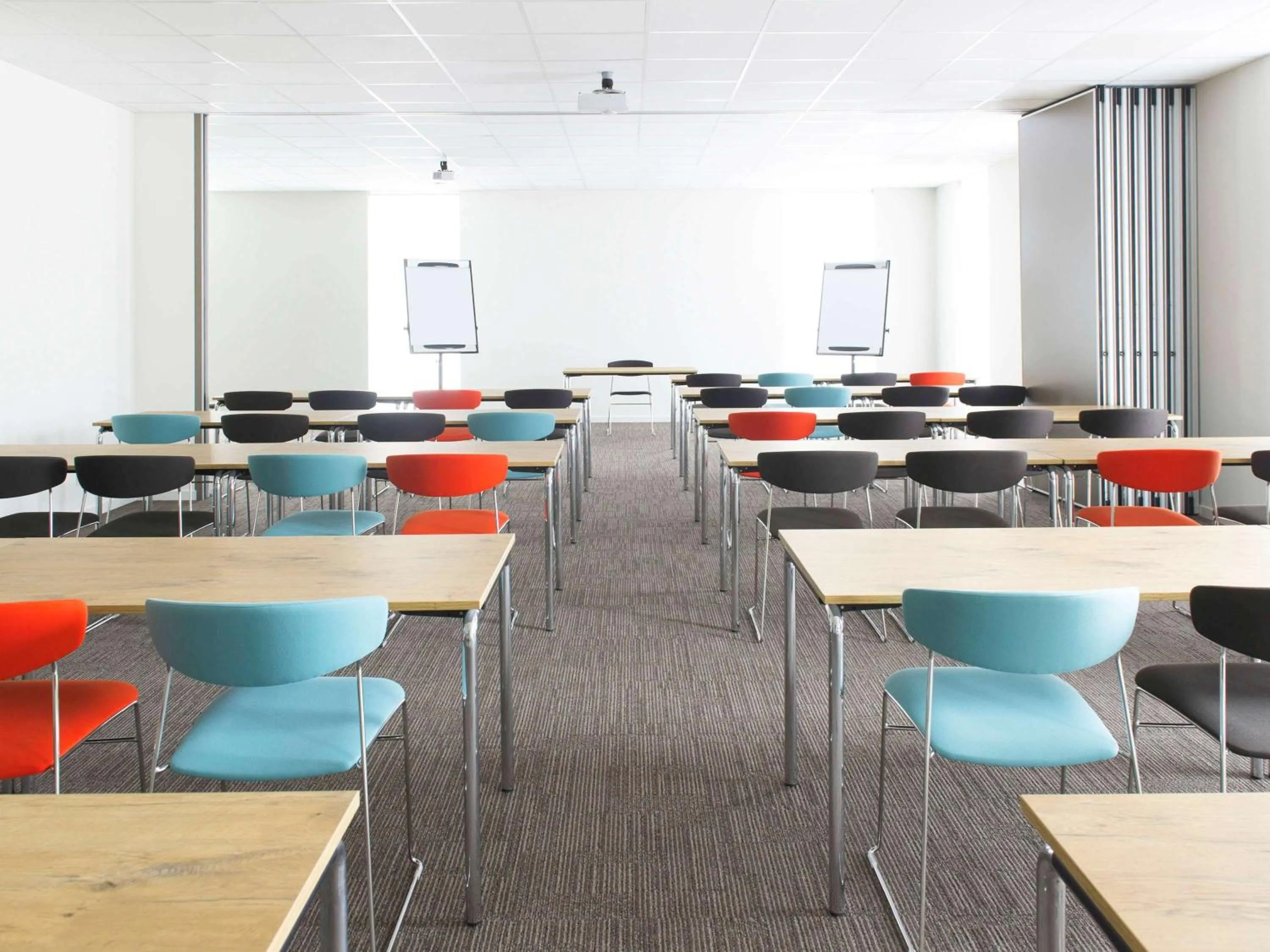 On site in Ibis Wavre Brussels East