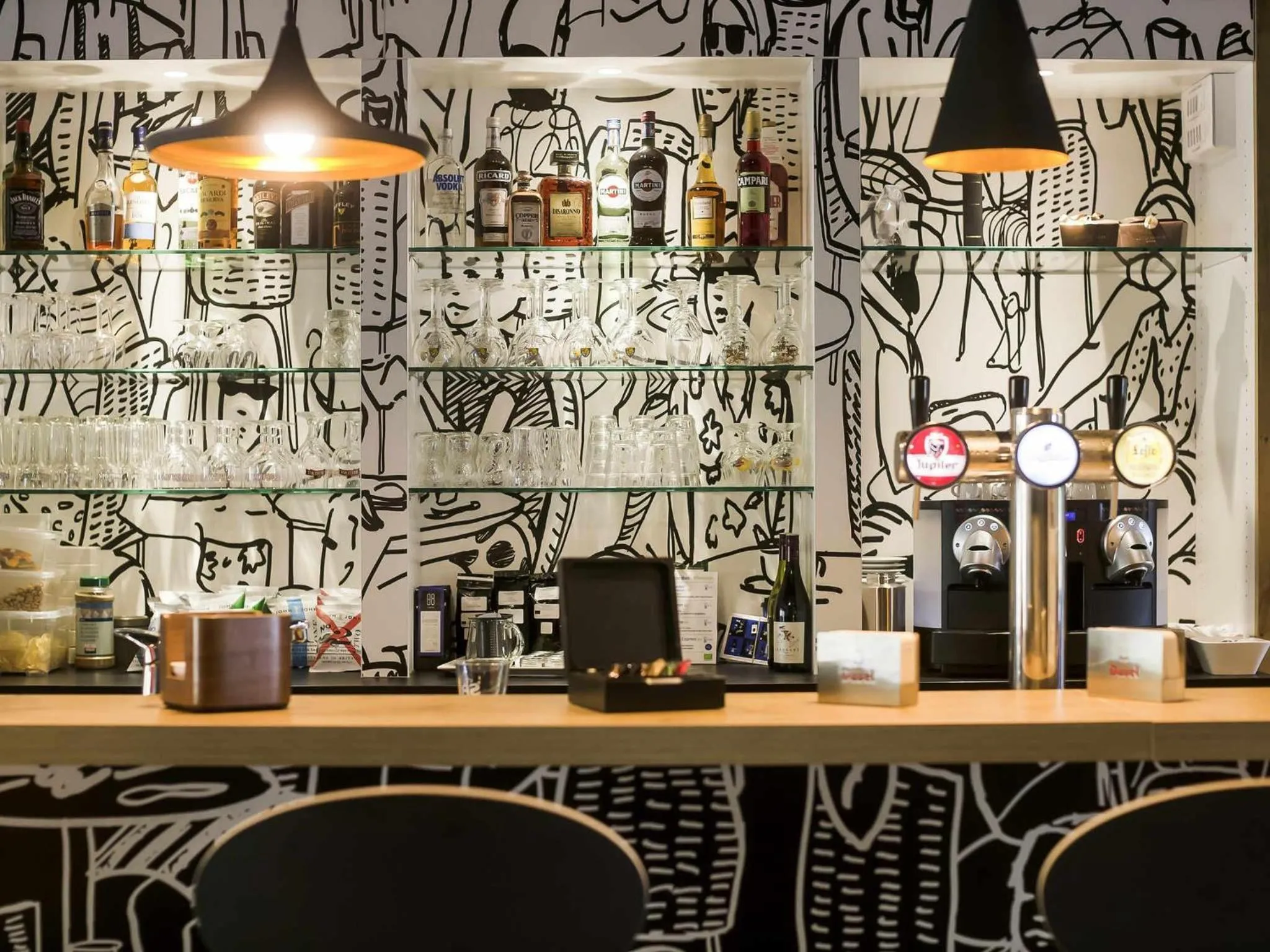 Lounge or bar in Ibis Wavre Brussels East