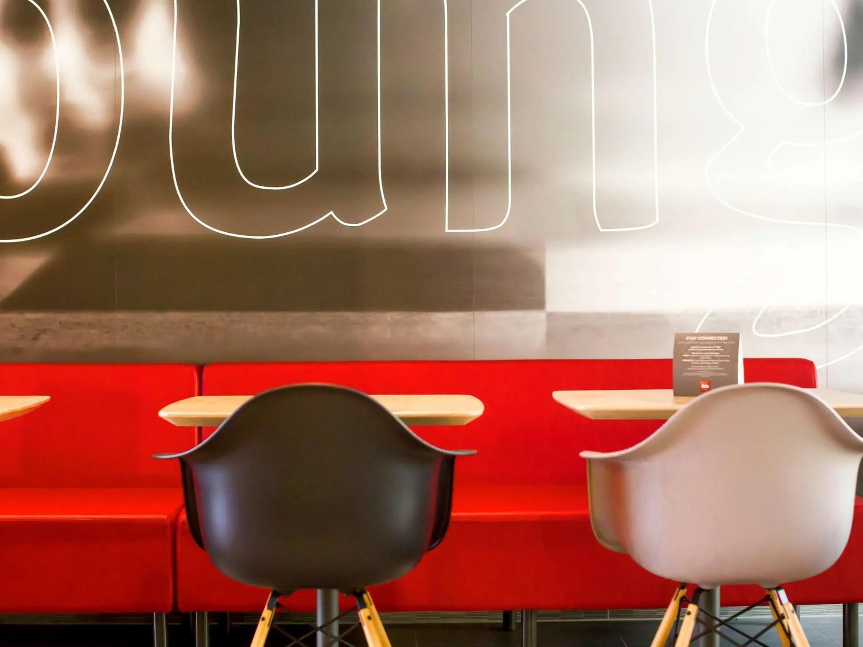 Property building in Ibis Wavre Brussels East Property building in Ibis Wavre Brussels East