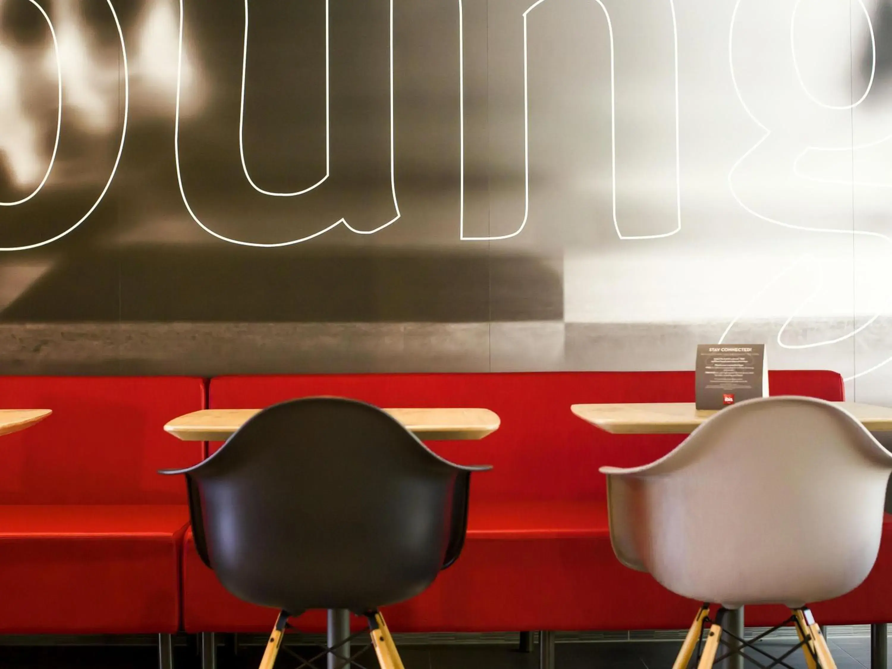 Property building in Ibis Wavre Brussels East Property building in Ibis Wavre Brussels East