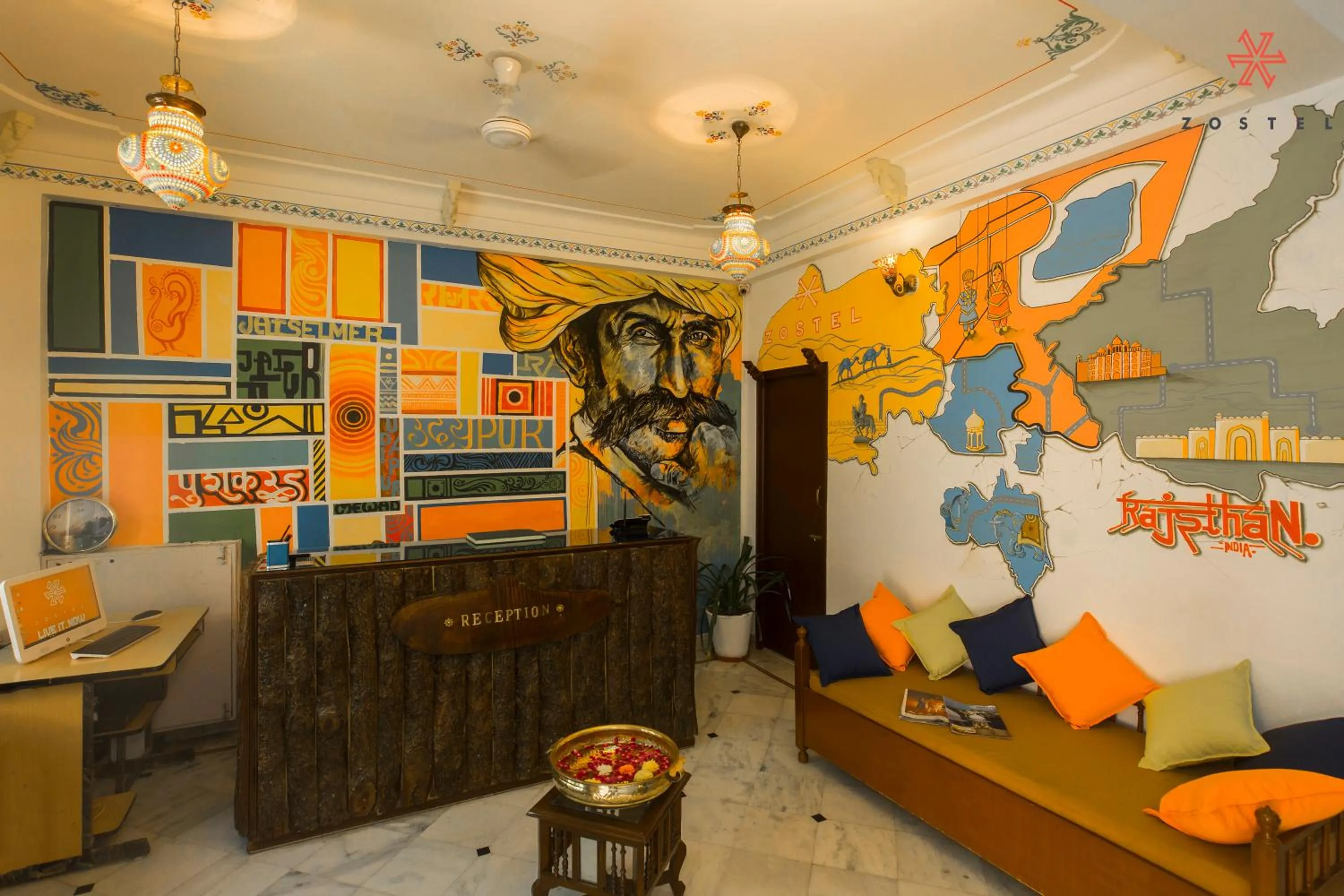 Lobby or reception in Zostel Udaipur