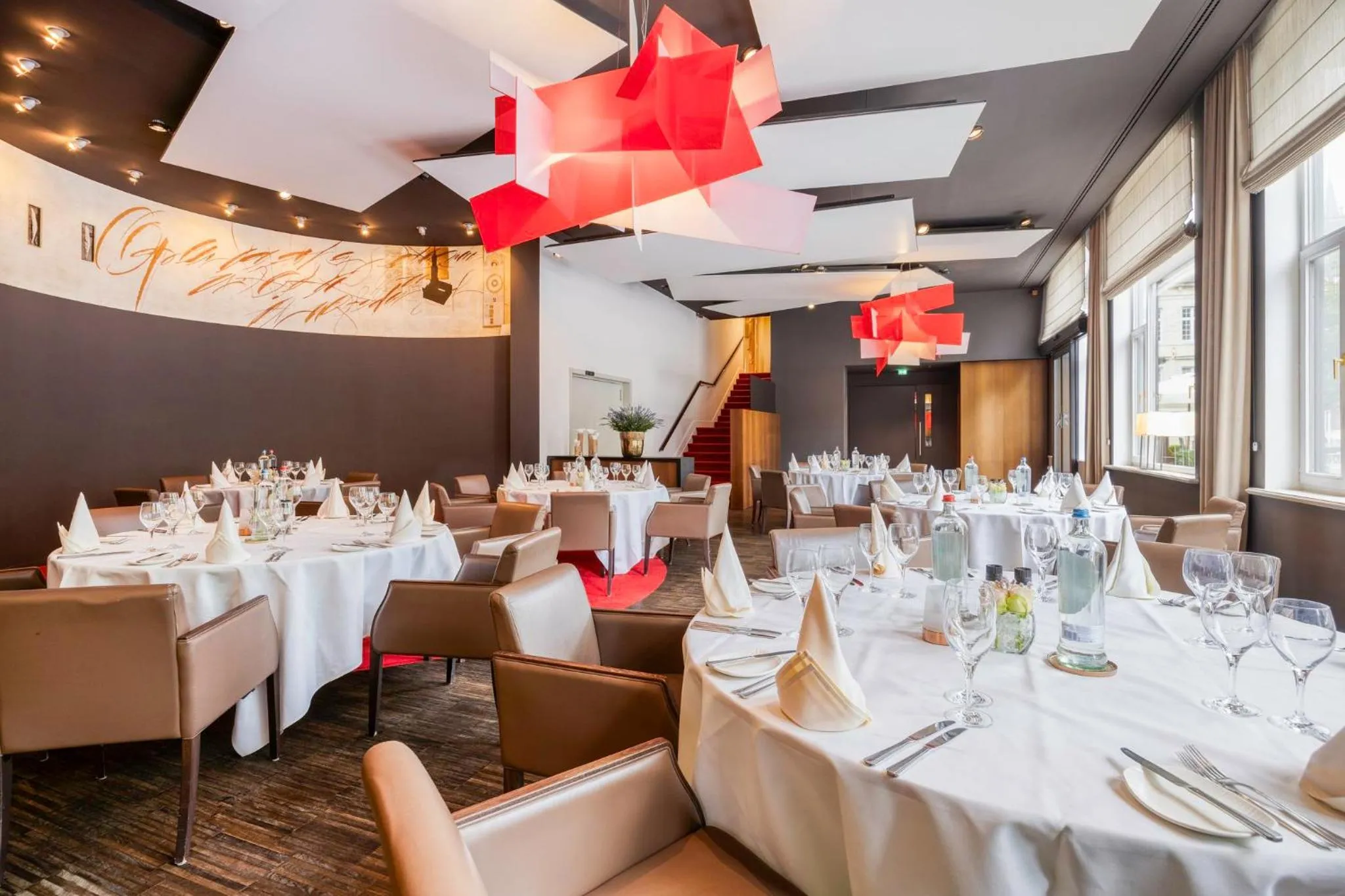Restaurant/places to eat in Crowne Plaza Hotel Brugge by IHG