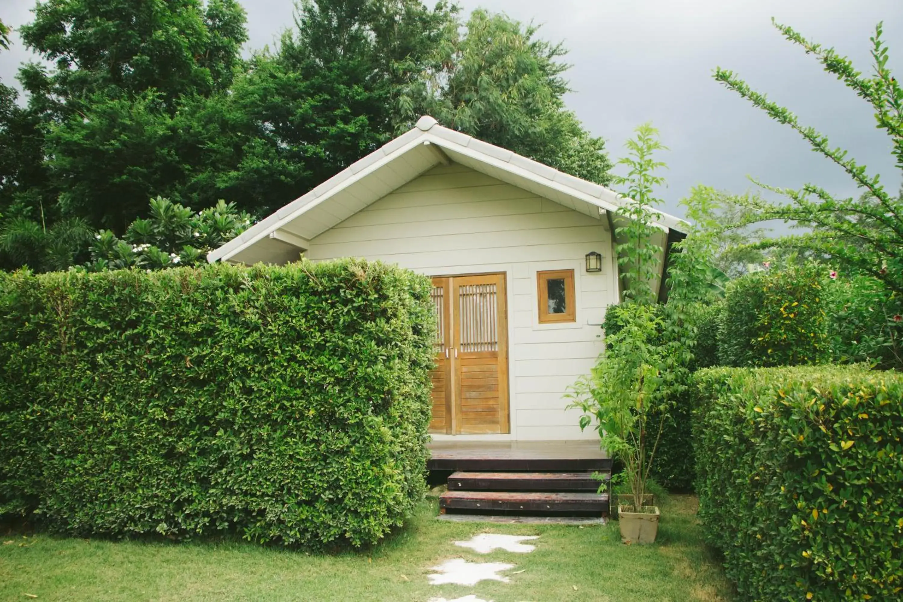 Property Building in Terrua Main Ten Villa Garden