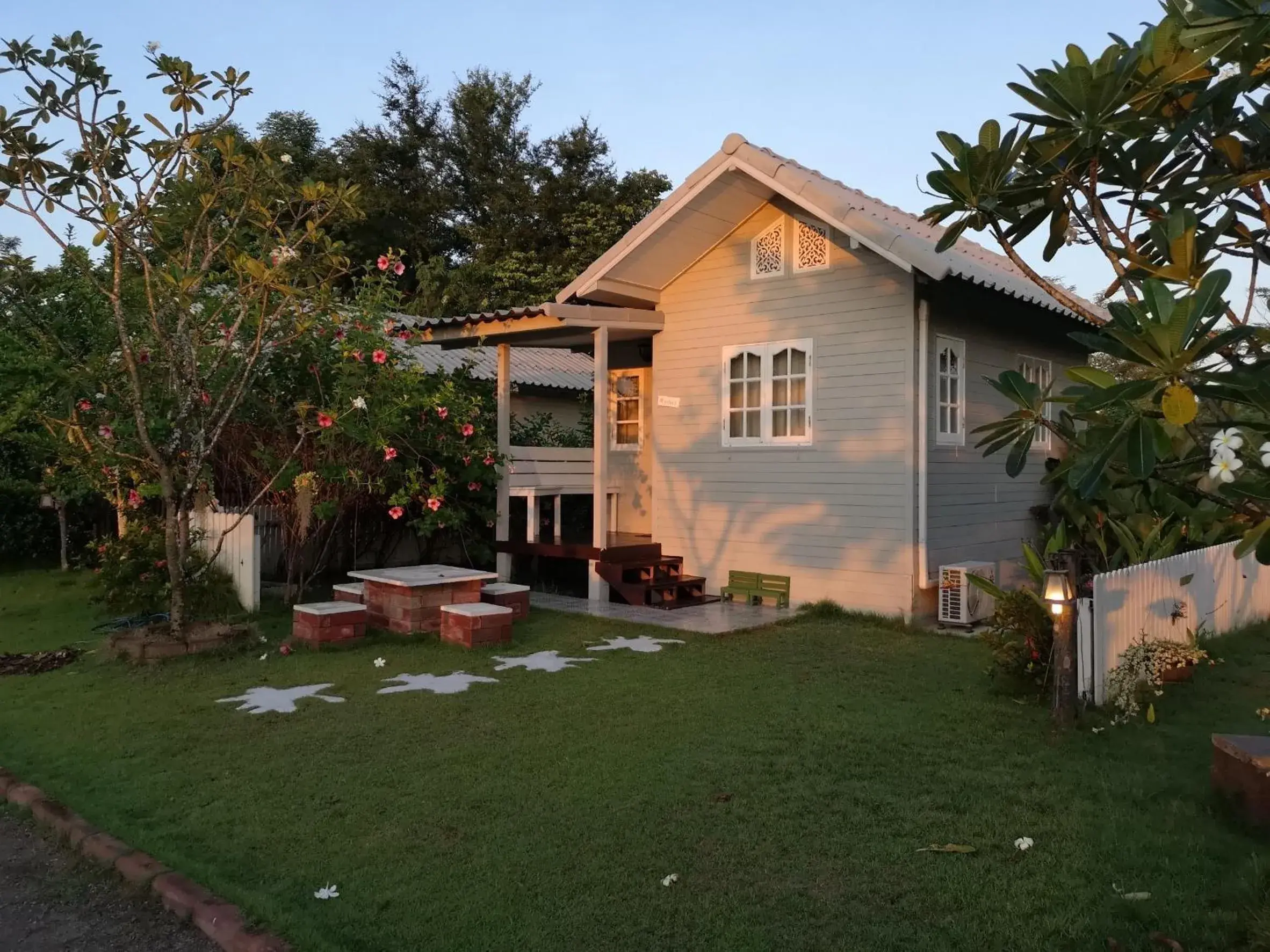 Property Building in Terrua Main Ten Villa Garden