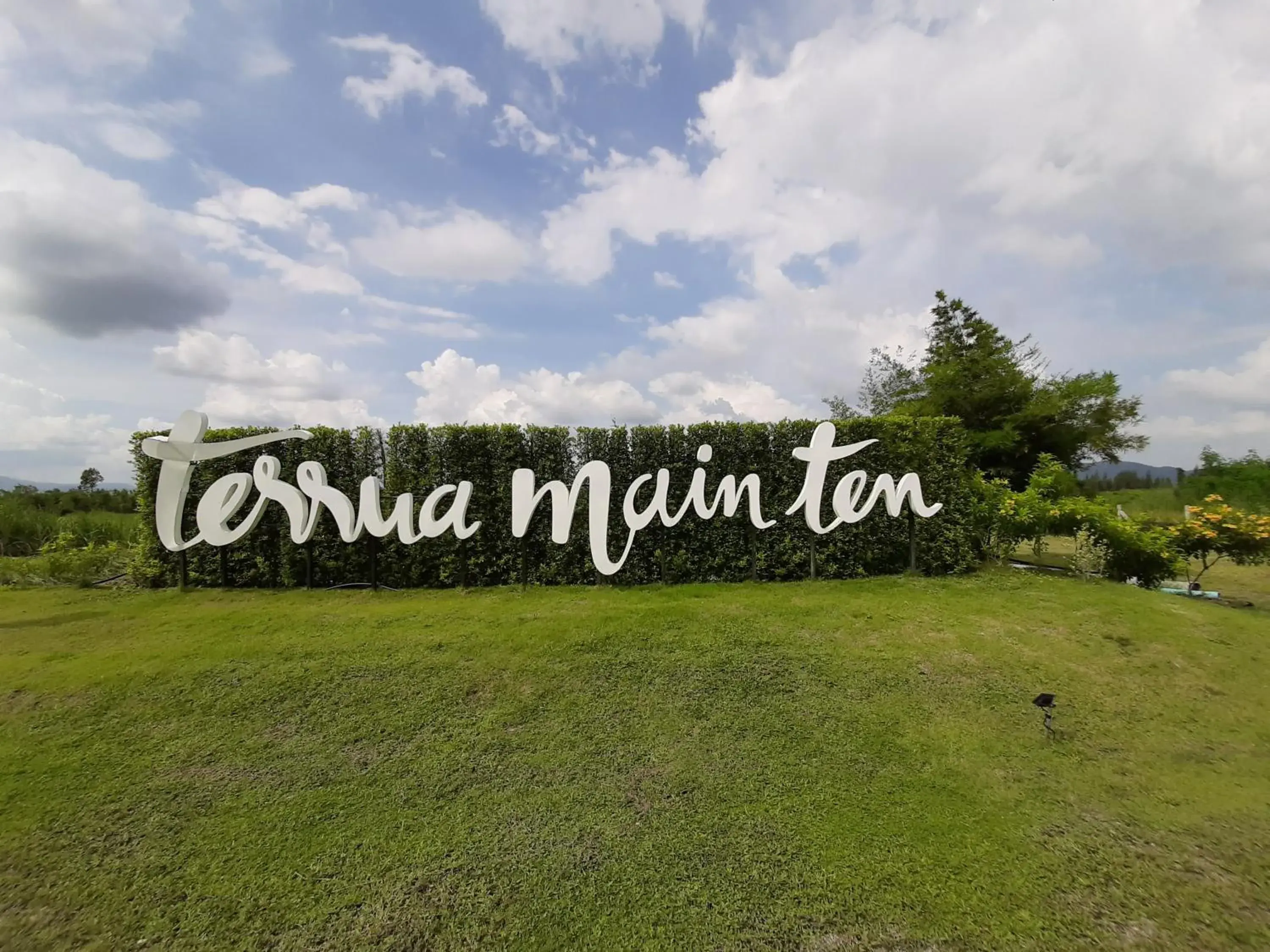 Property logo or sign in Terrua Main Ten Villa Garden