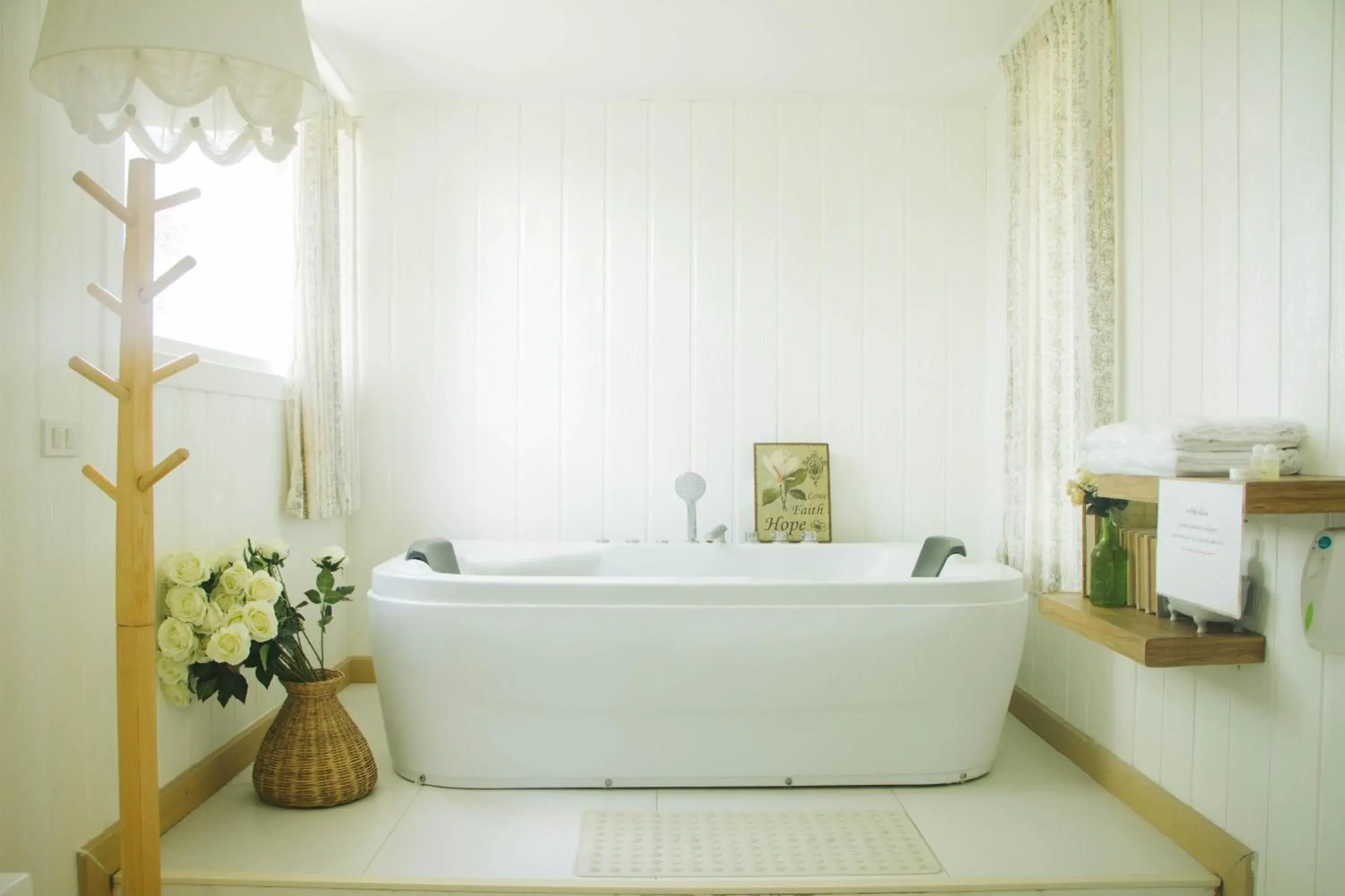 Bathroom in Terrua Main Ten Villa Garden