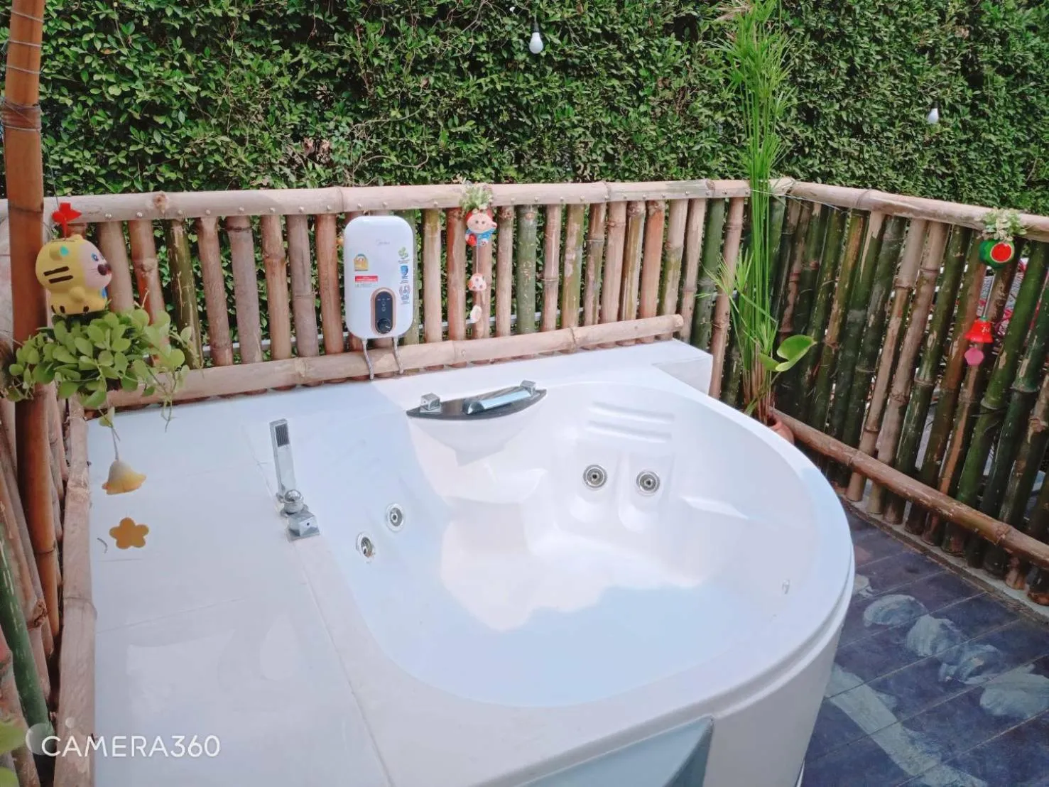 Terrua Main Ten Villa Garden