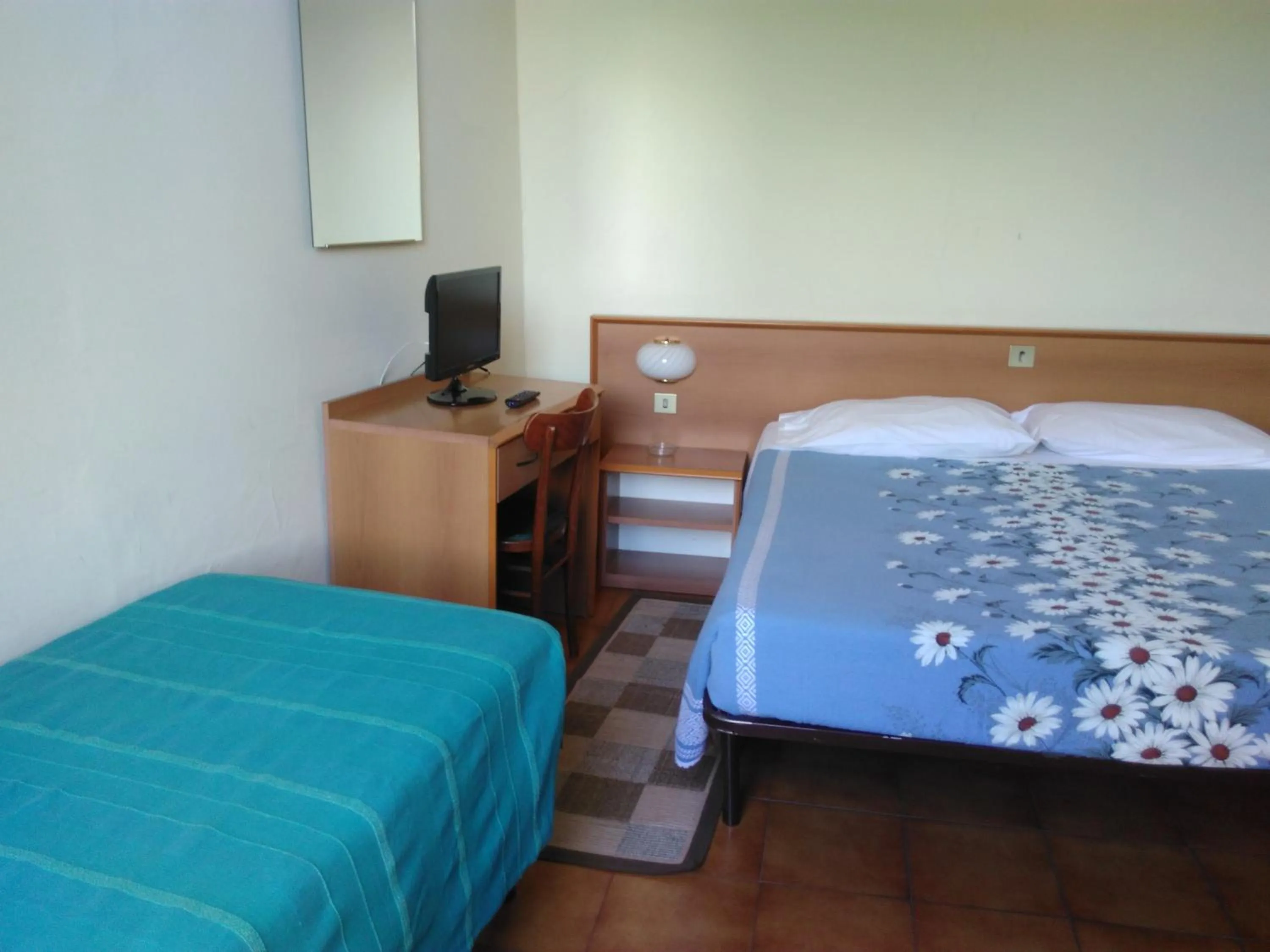Photo of the whole room, Bed in Albergo Bandoni