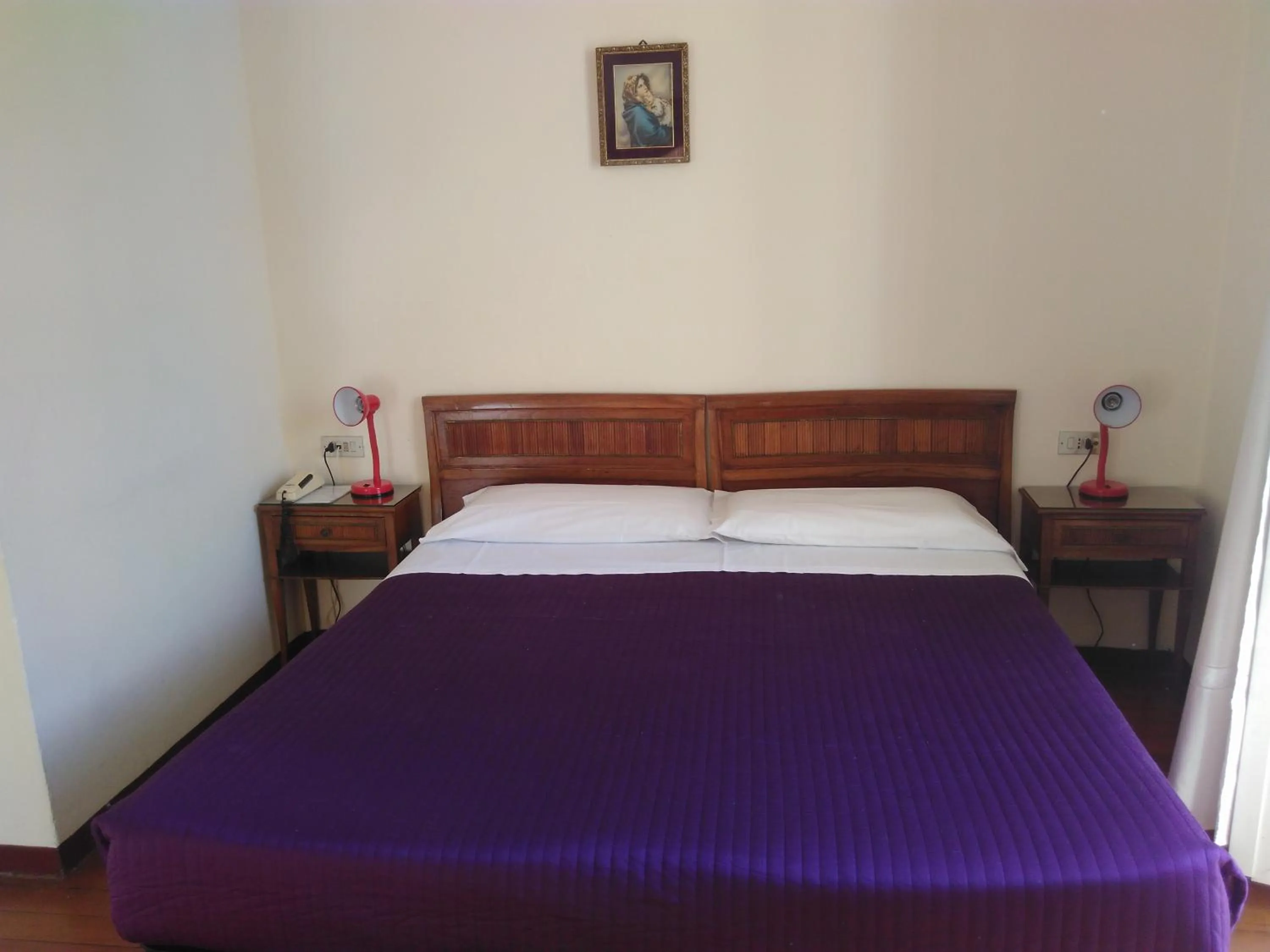 Photo of the whole room, Bed in Albergo Bandoni