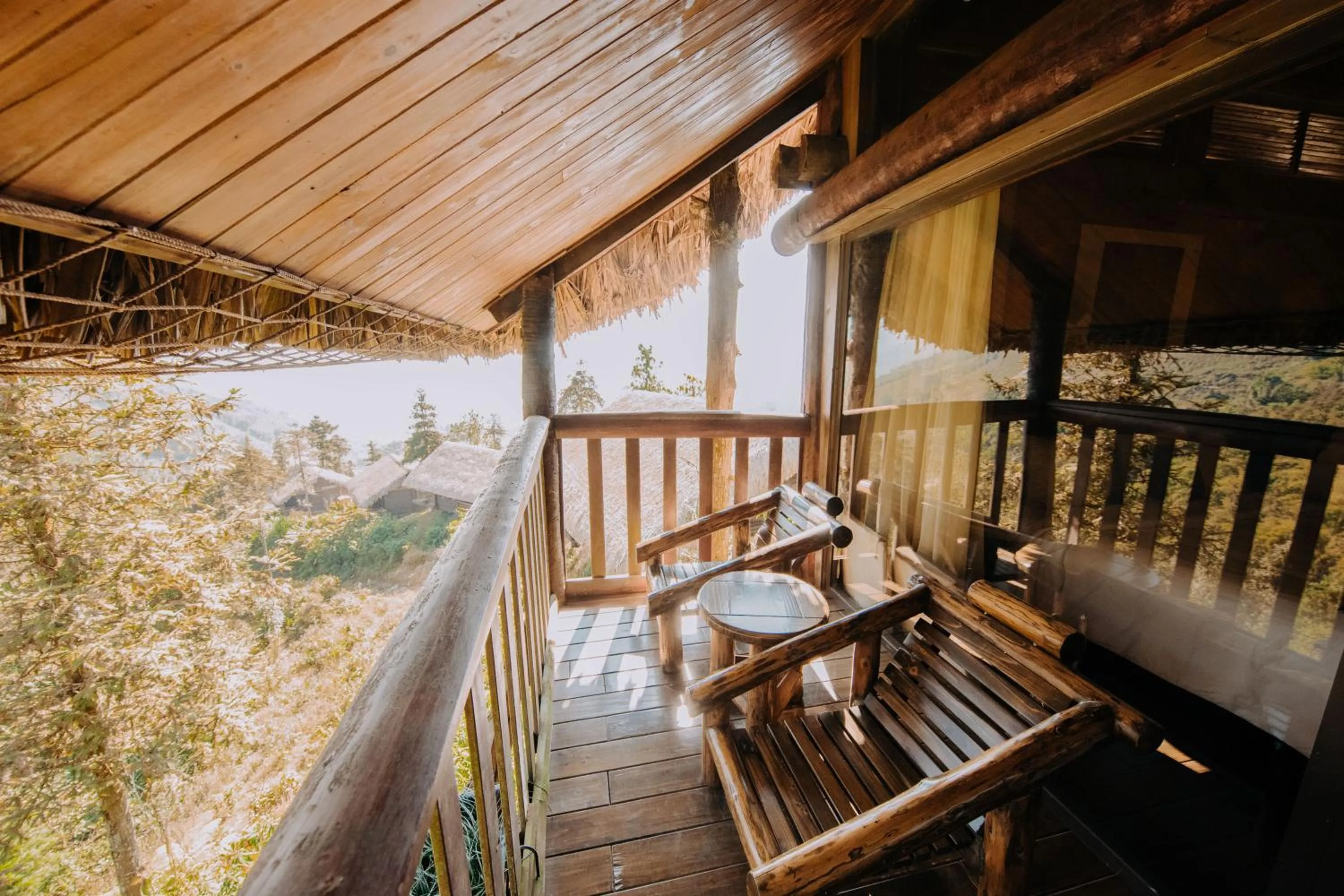 Balcony/Terrace in Sapa Jade Hill Resort & Spa