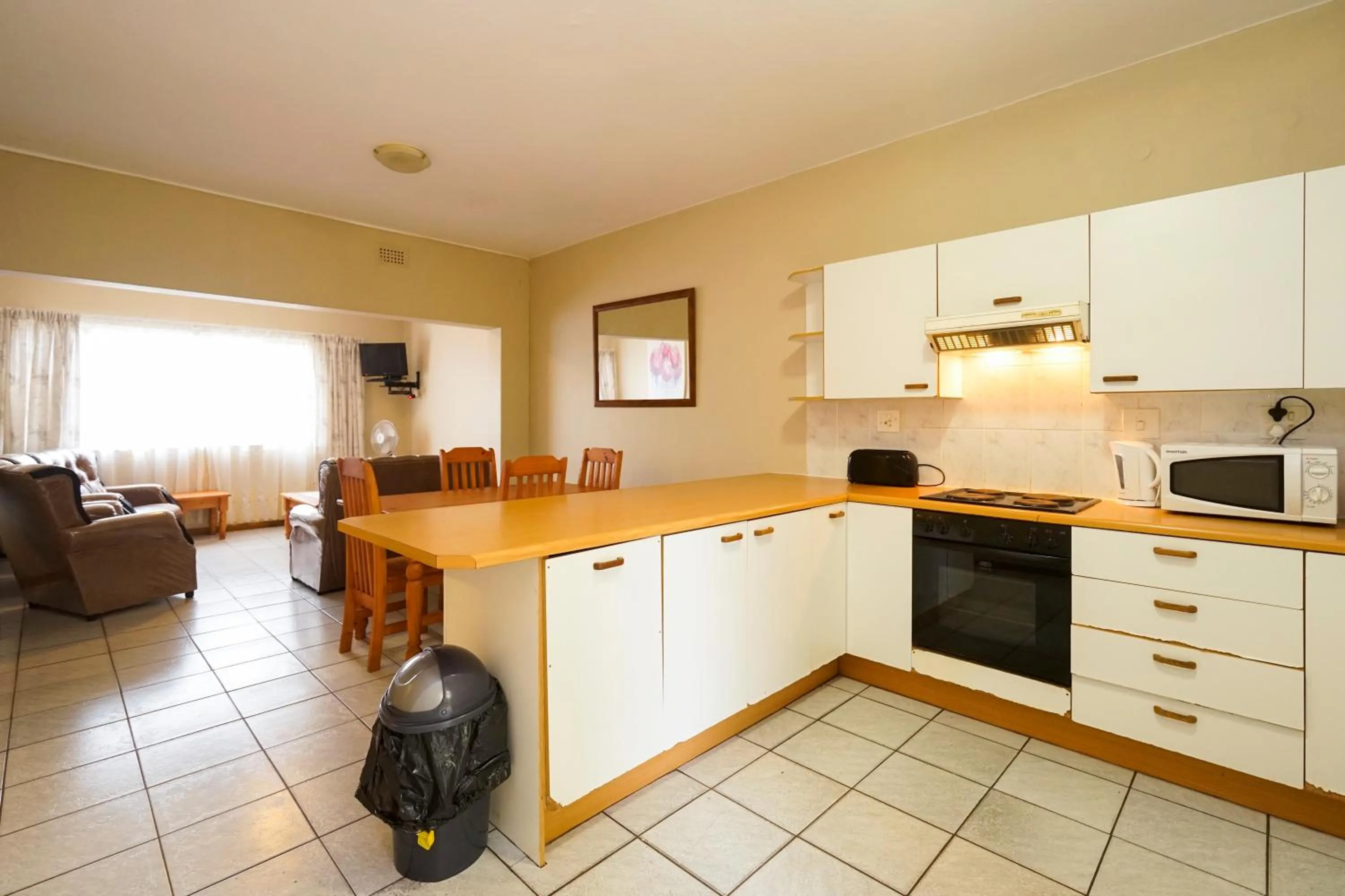 Kitchen or kitchenette in Doonside Holiday Apartments