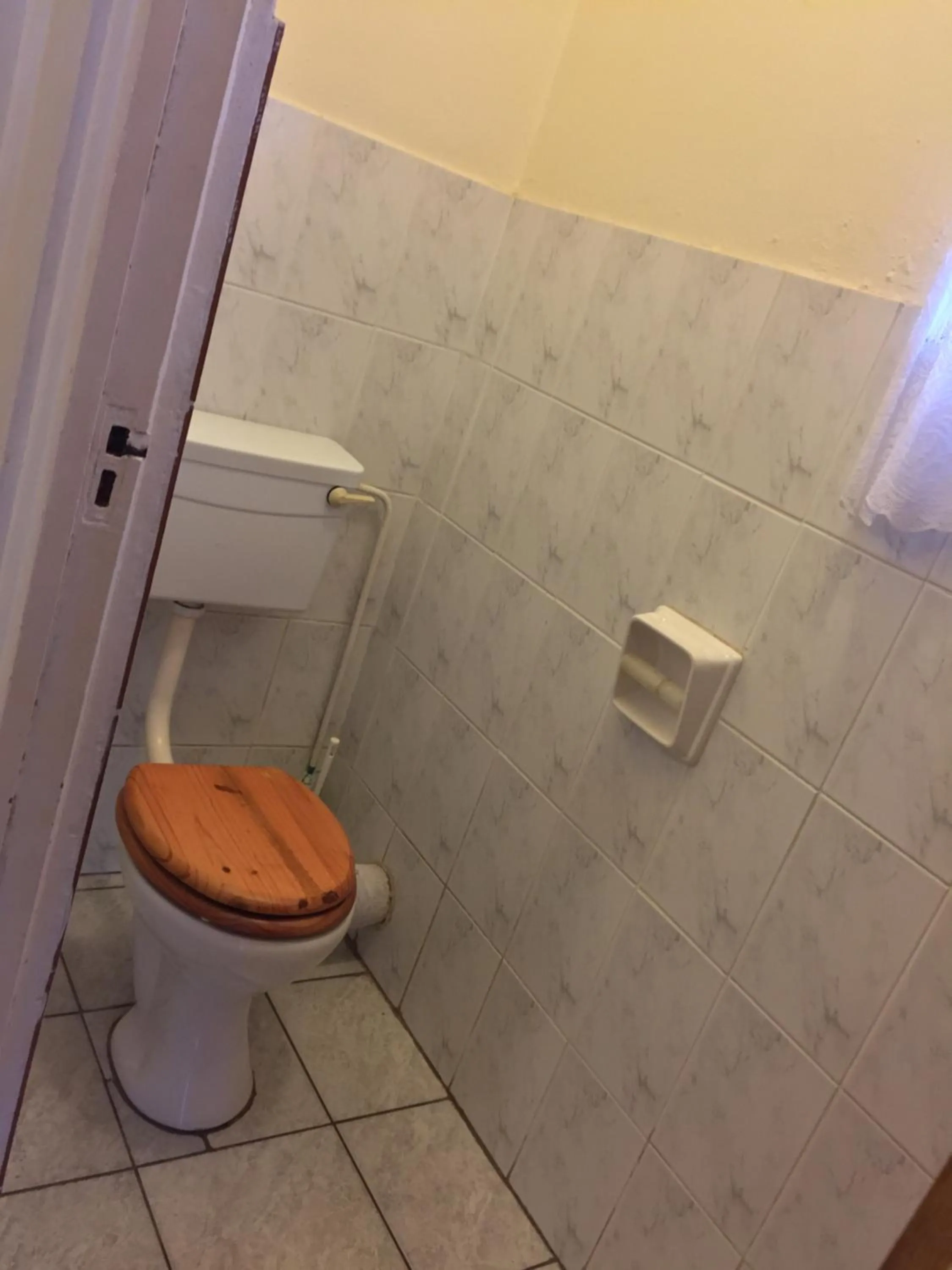 Toilet in Doonside Holiday Apartments