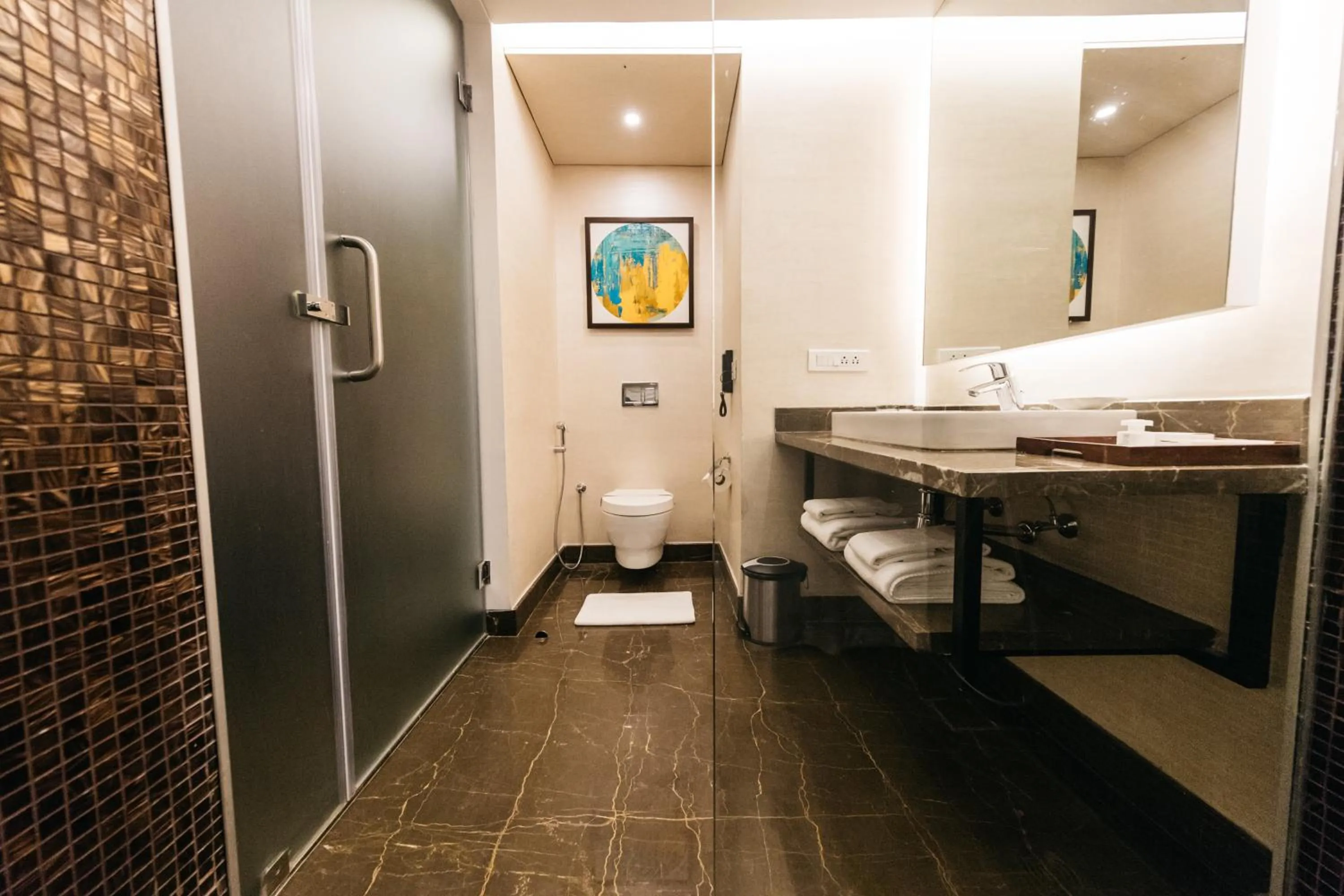 Bathroom in The Royale Senate Race Course, Bangalore