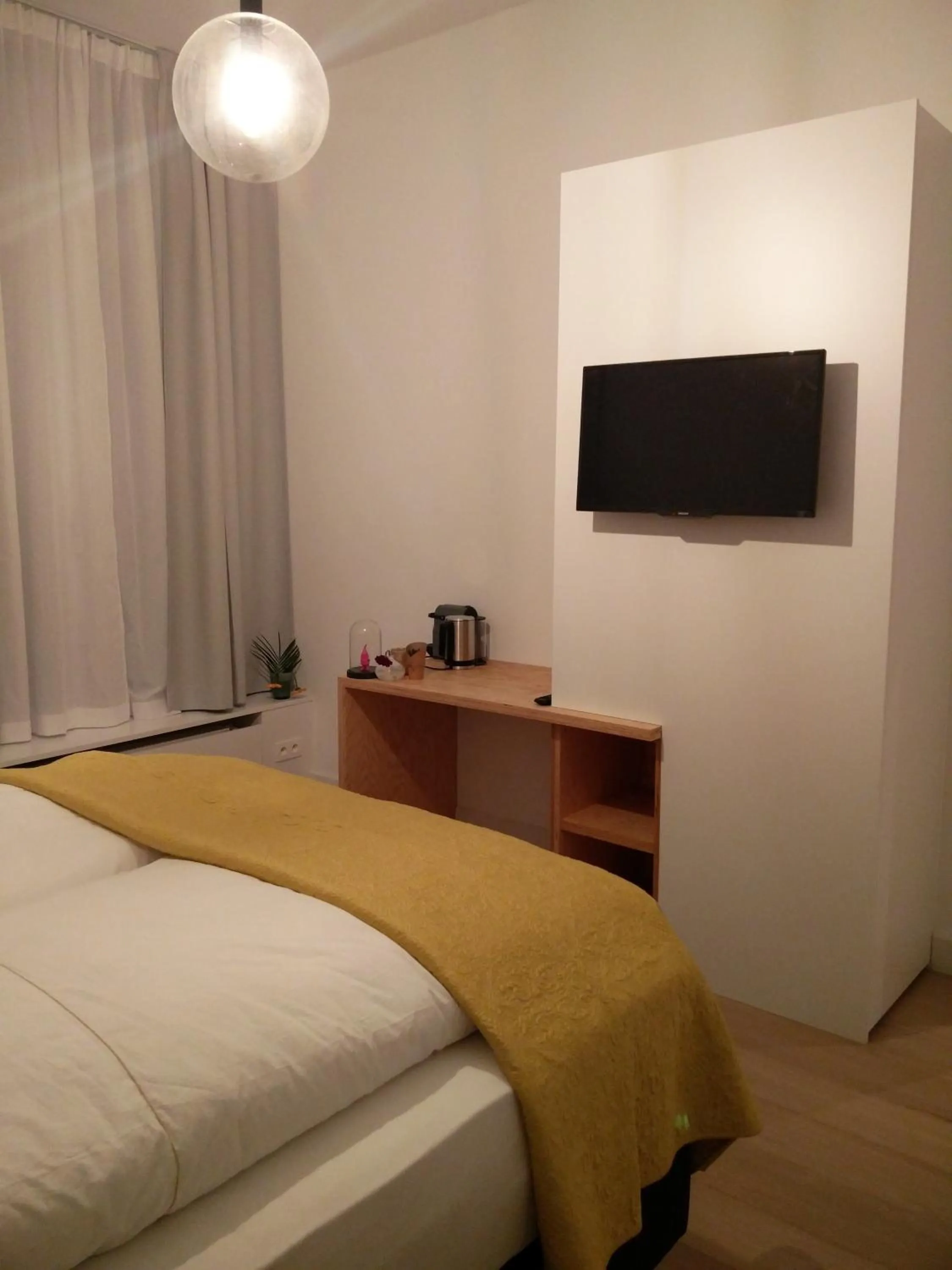 Bed in b&b les invités